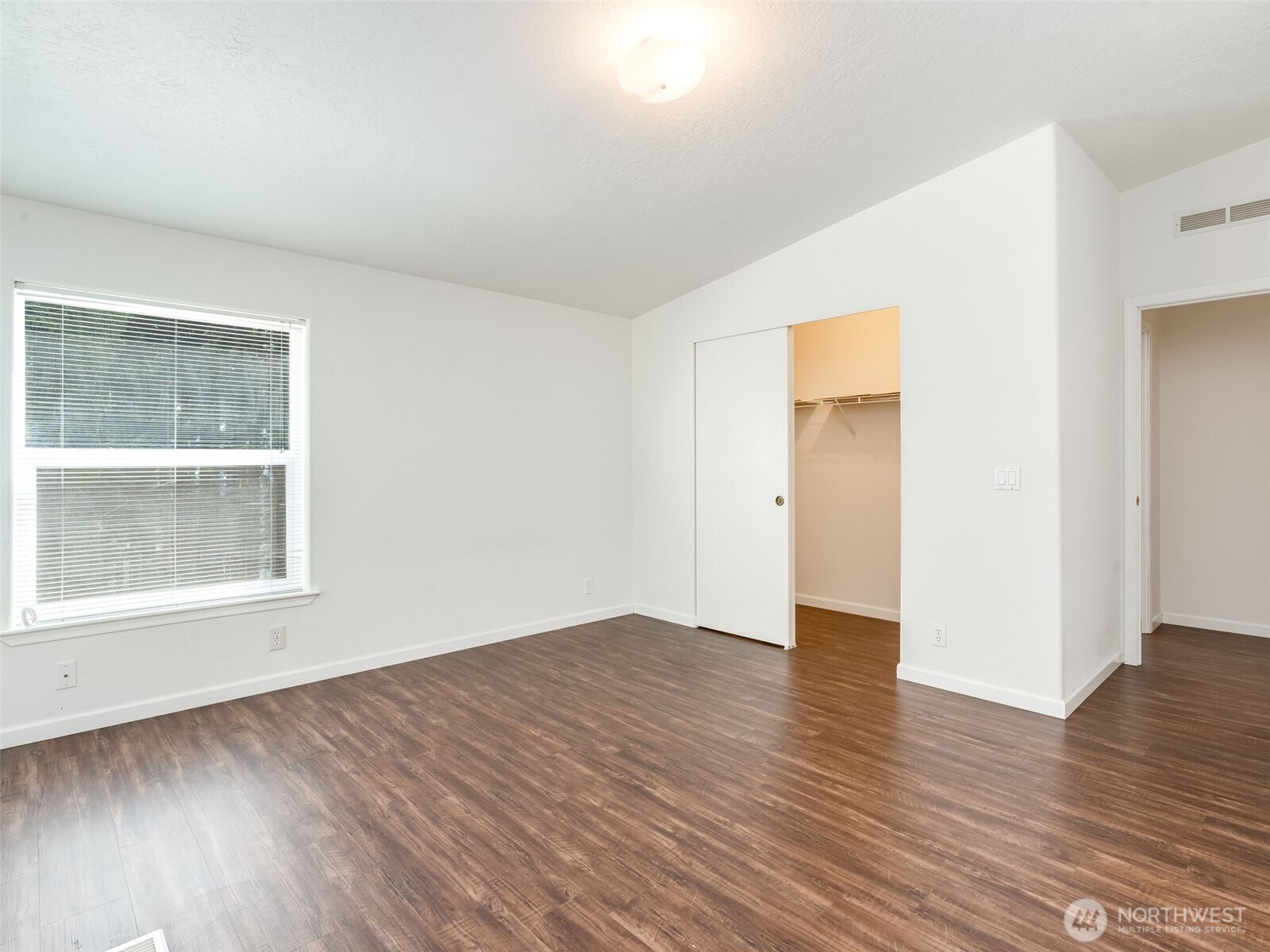 1712 Mount Pleasant Road , Kelso, WA 98626-9218