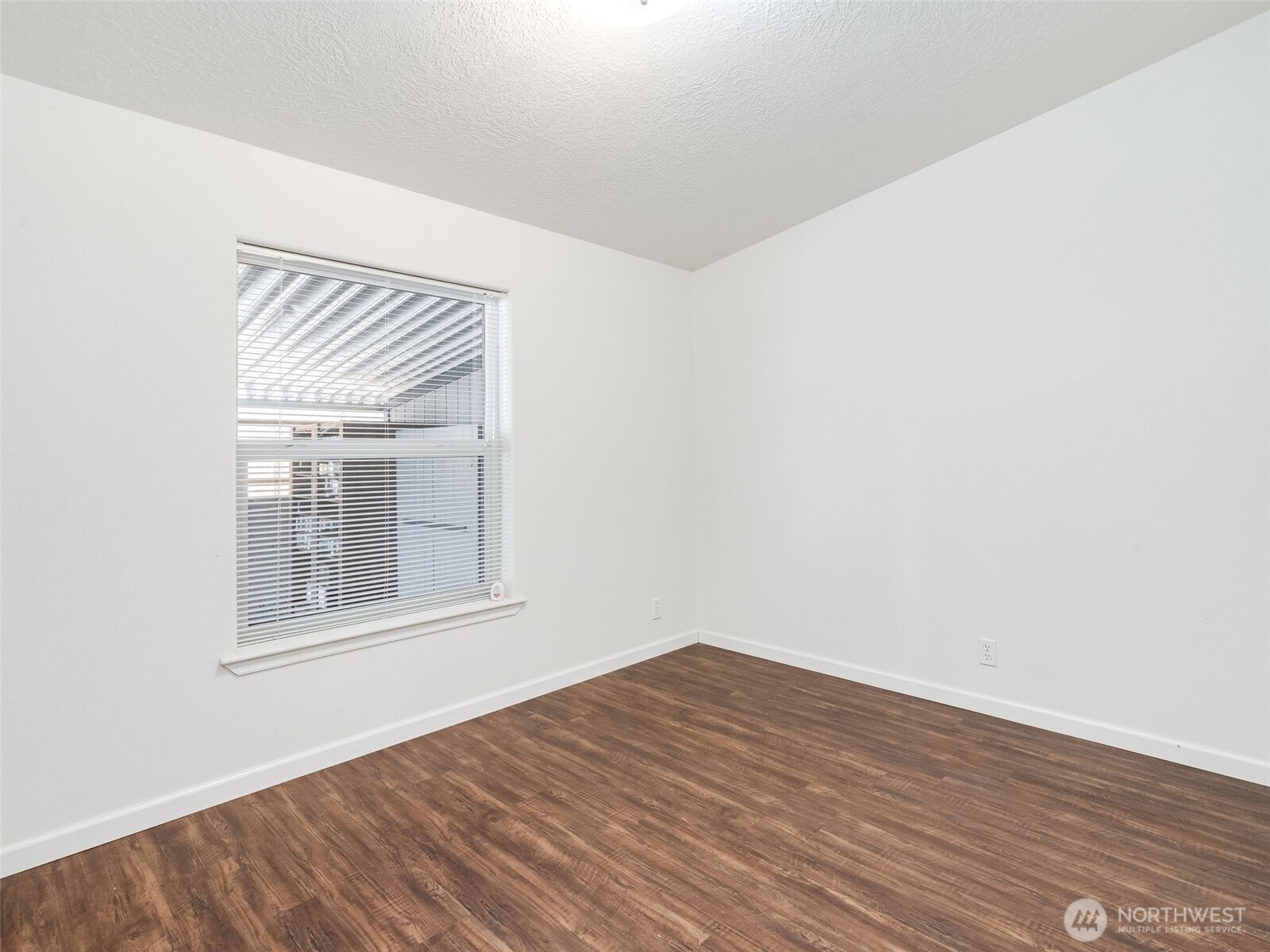 1712 Mount Pleasant Road , Kelso, WA 98626-9218