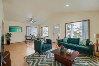 8435 46th ave S, Seattle, WA 98118 - Photo 4