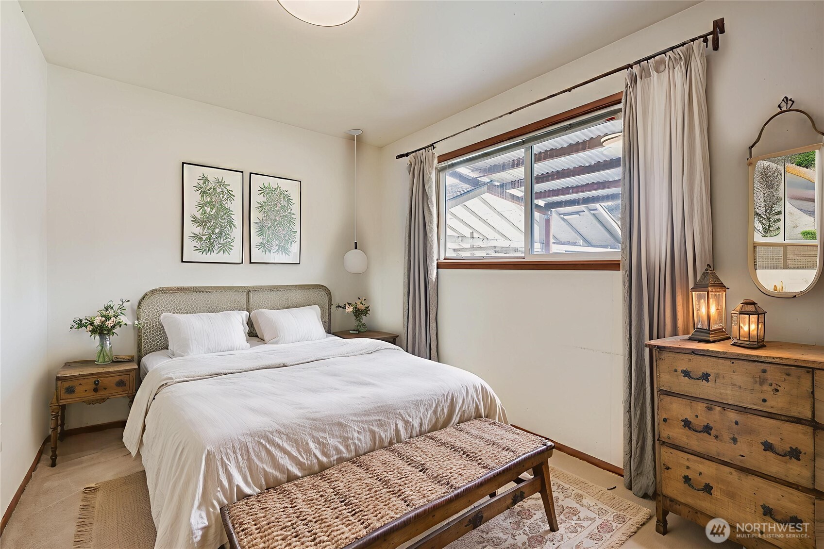 8435 46th ave S, Seattle, WA 98118