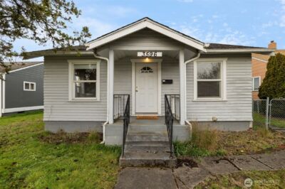 3596 E Howe Street , Tacoma, WA 98404