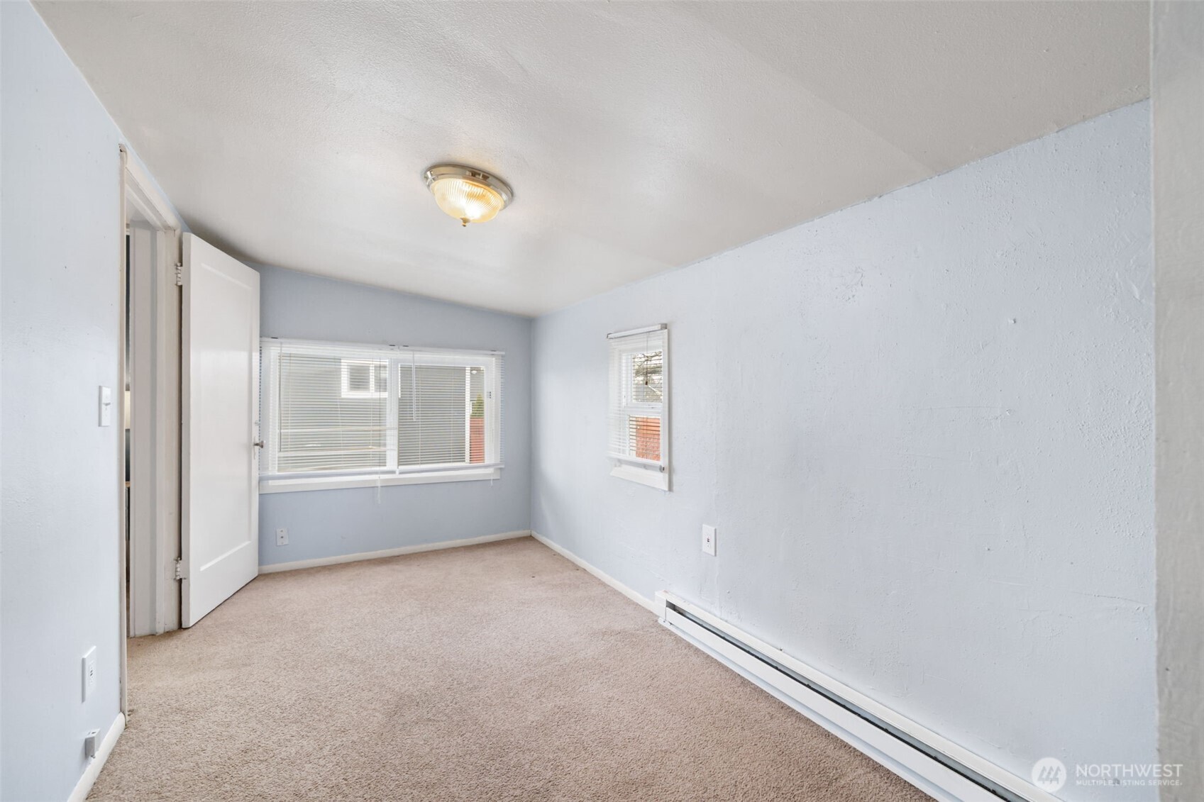 3596 E Howe Street , Tacoma, WA 98404