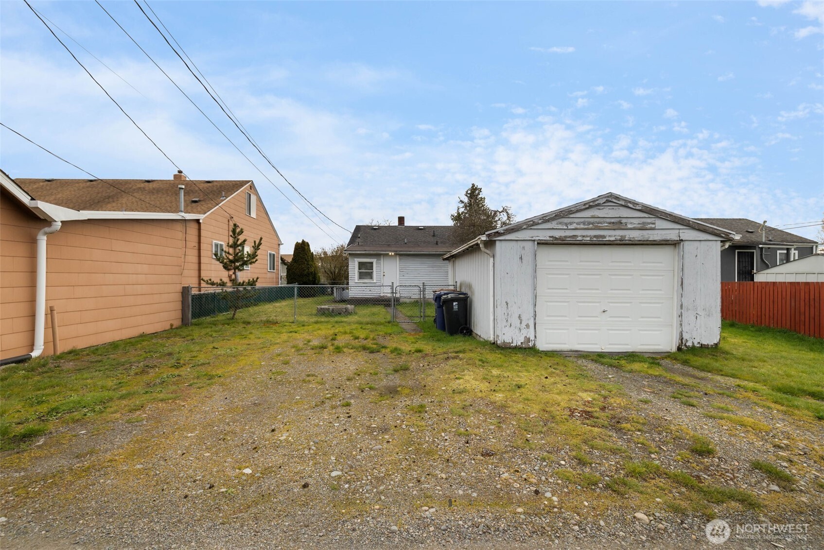 3596 E Howe Street , Tacoma, WA 98404