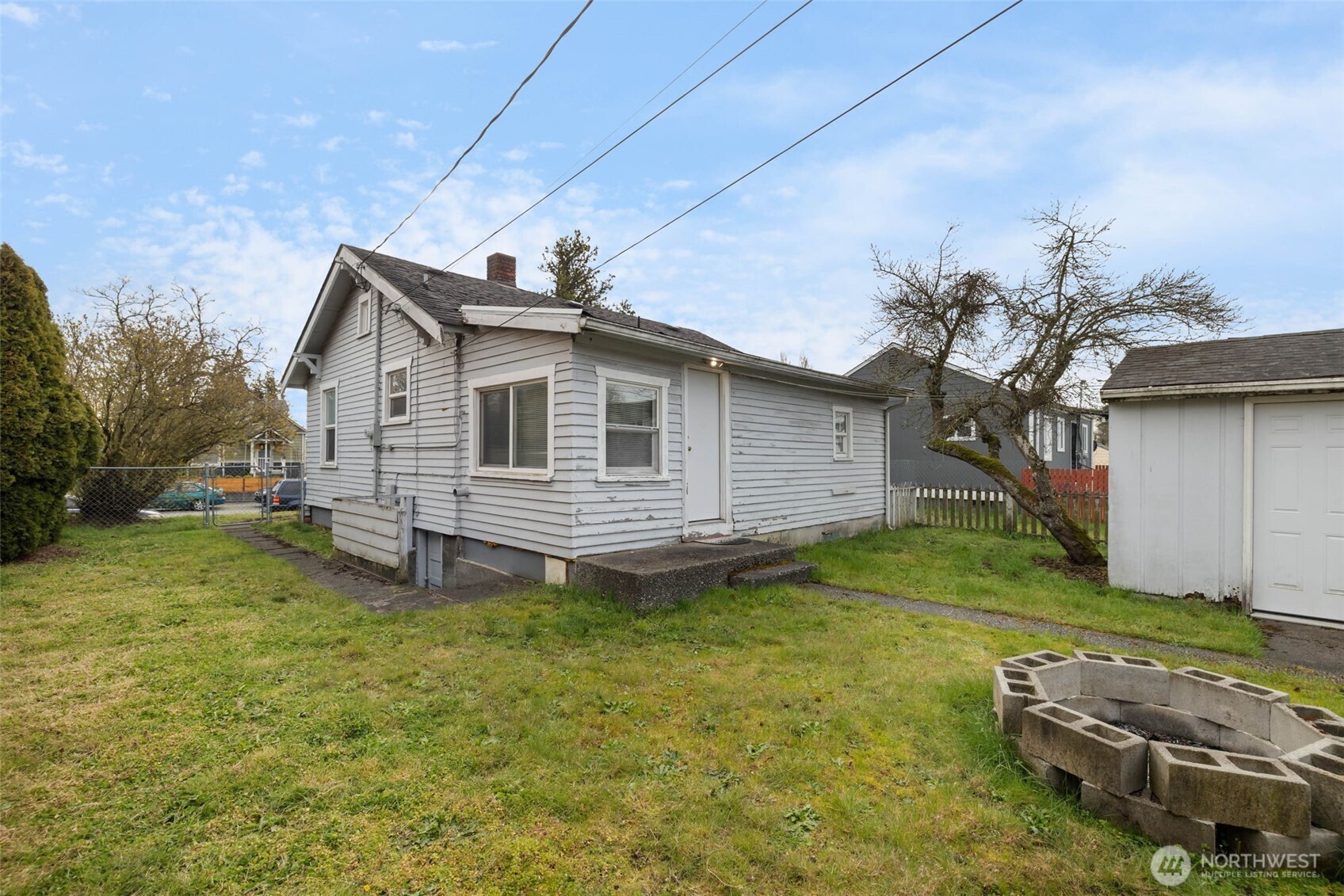 3596 E Howe Street , Tacoma, WA 98404