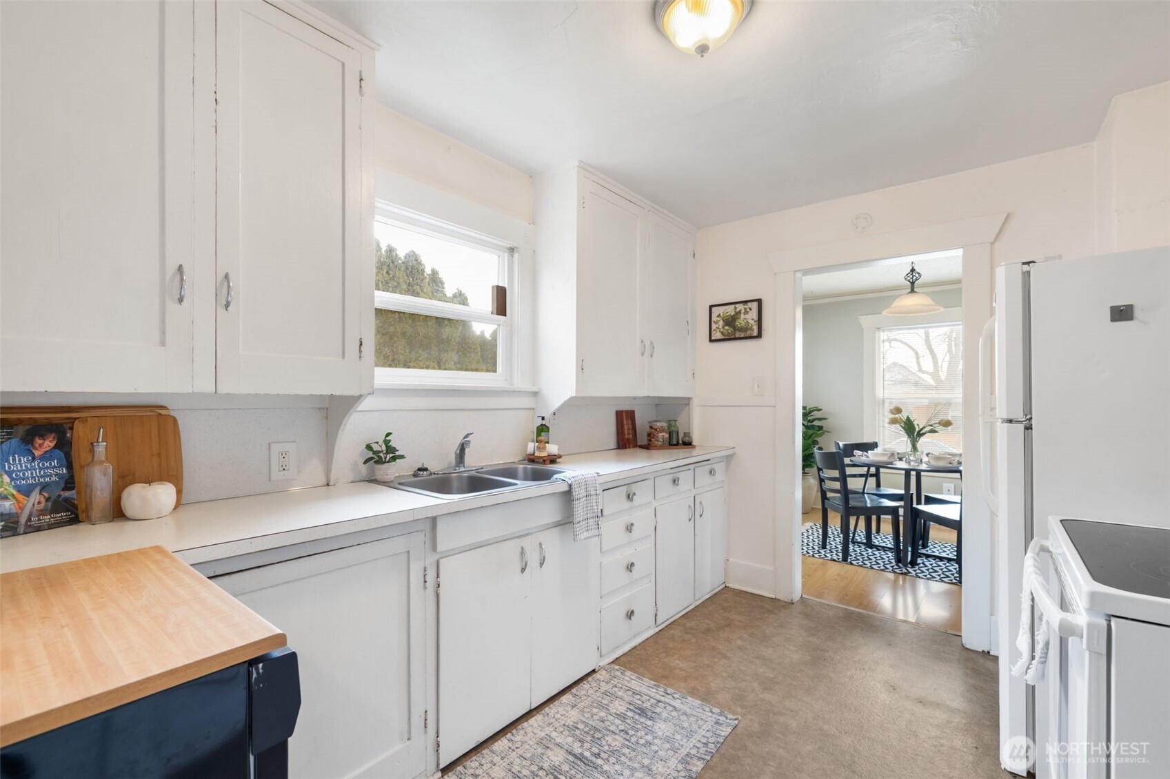 3596 E Howe Street , Tacoma, WA 98404