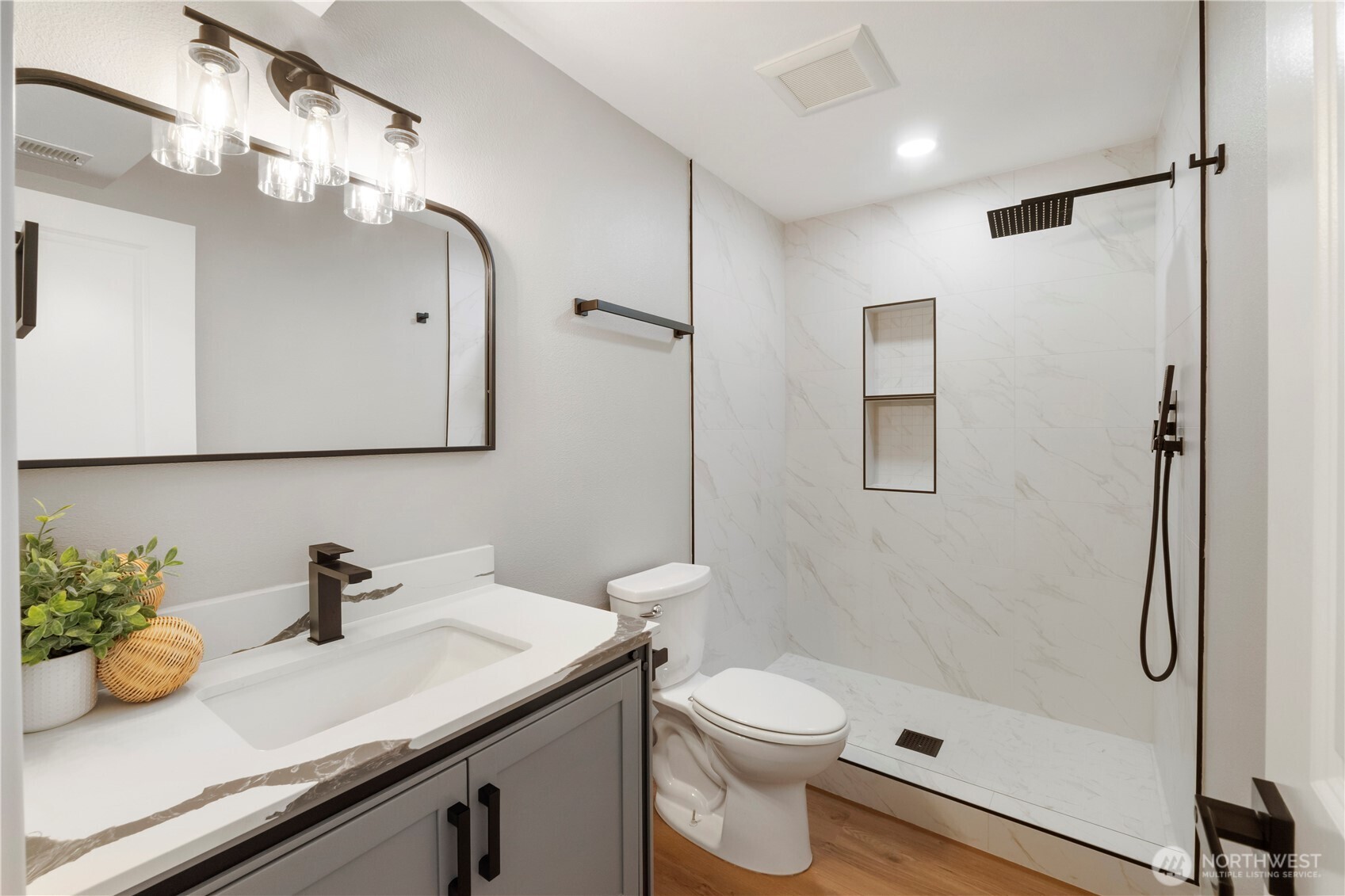 2503 Natalie Lane , Steilacoom, WA 98388