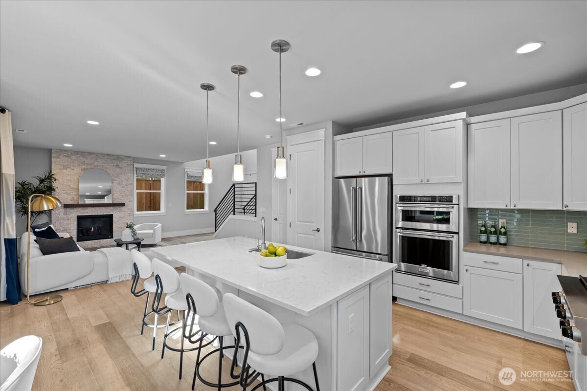 13015 135th Place NE, Kirkland, WA 98034-8771