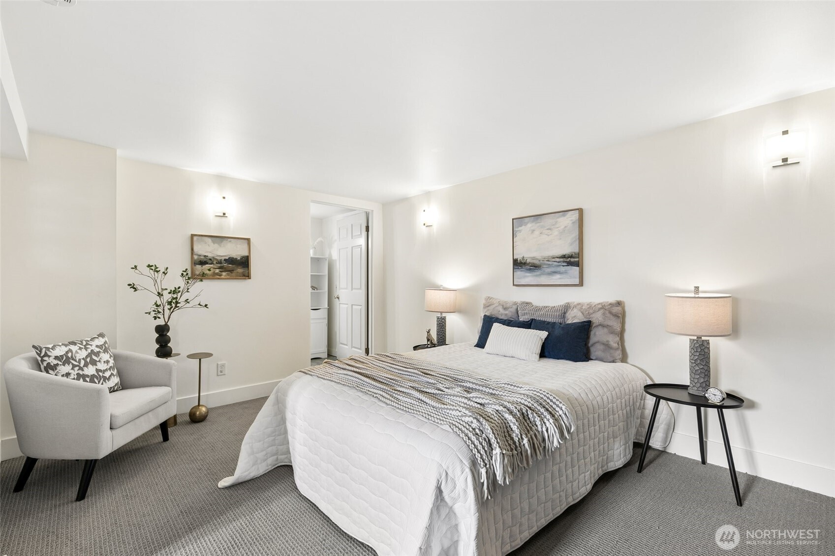 7758 Highland Park Way SW, Seattle, WA 98106