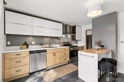 7758 Highland Park Way SW, Seattle, WA 98106 - Photo 8