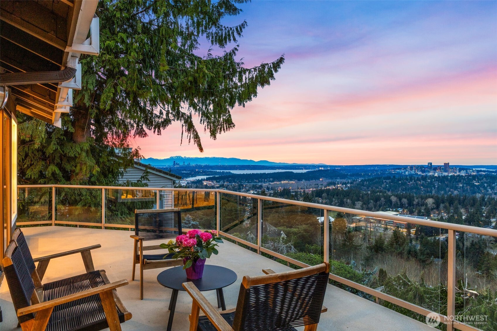 14108 SE 44th Street , Bellevue, WA 98006