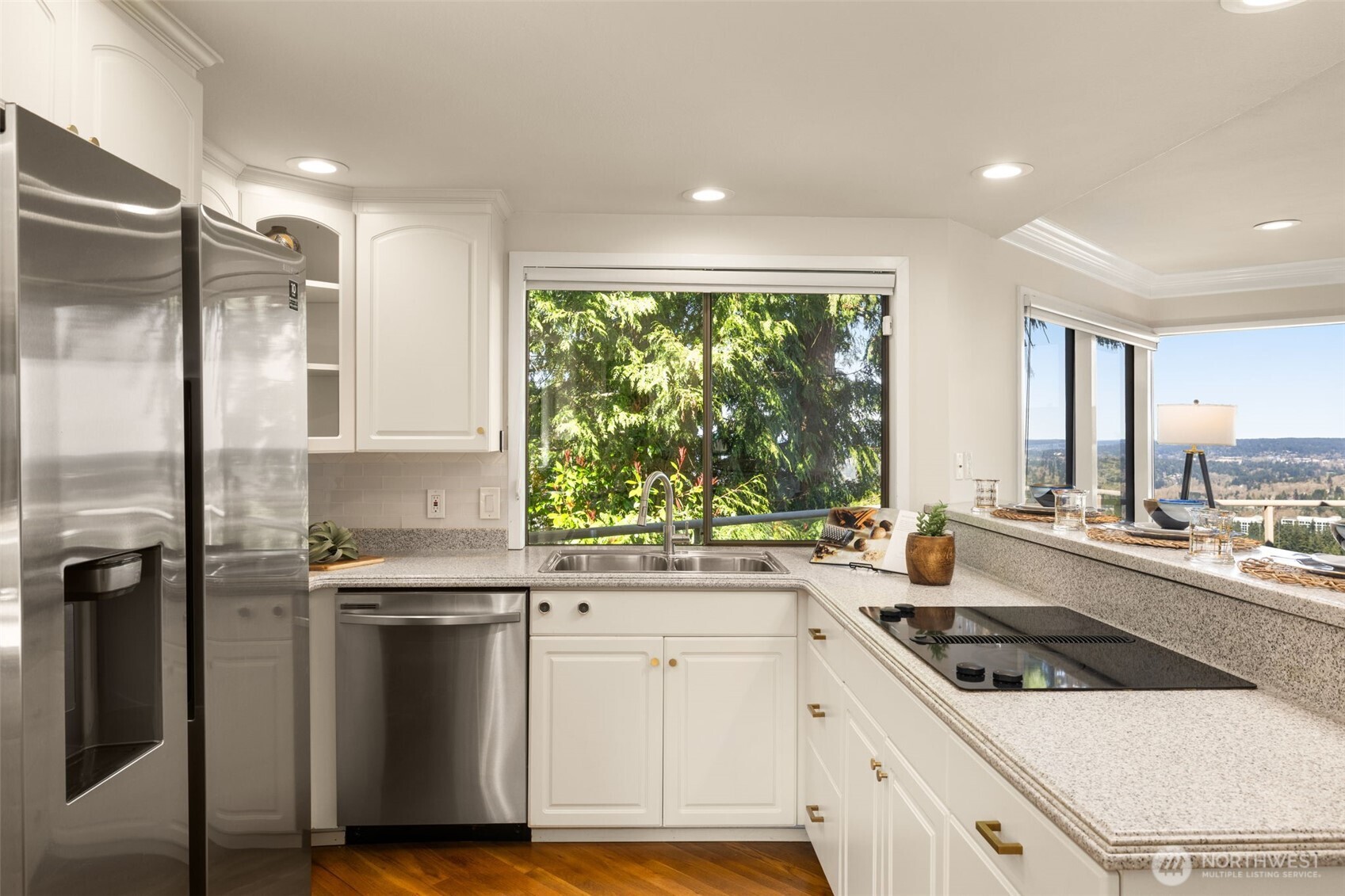 14108 SE 44th Street , Bellevue, WA 98006