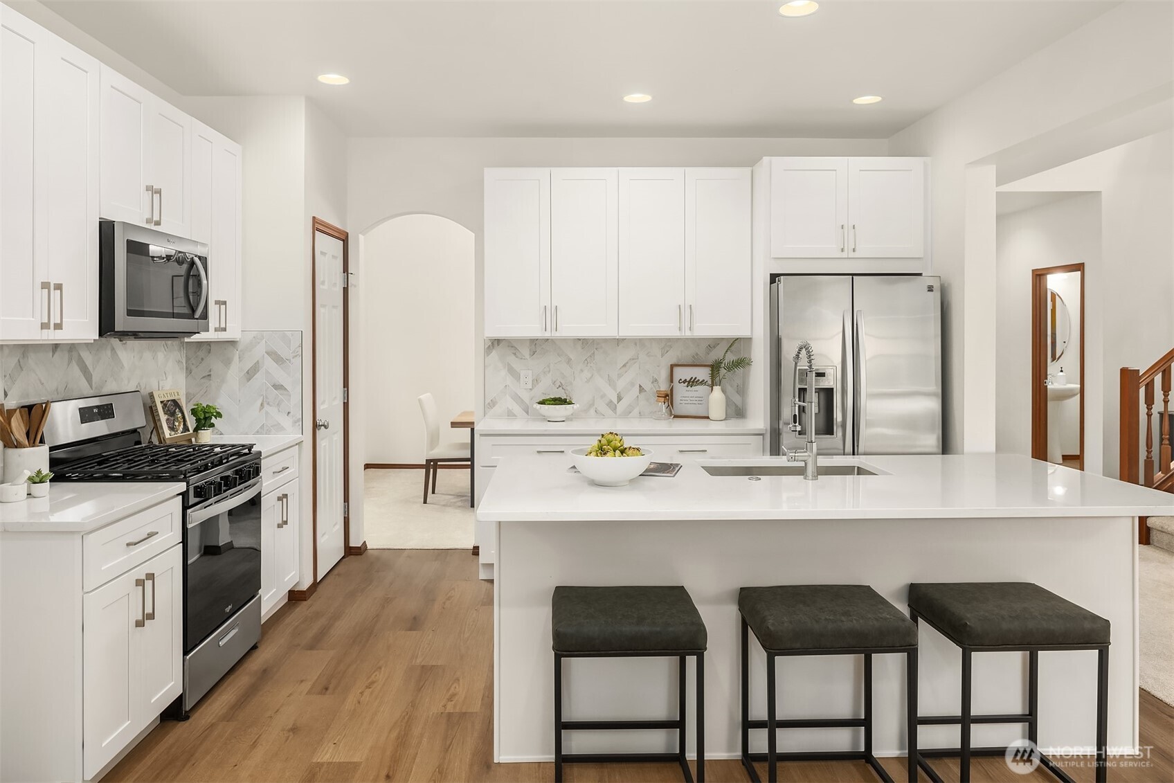 12871 NE 198th Place , Woodinville, WA 98072-8698