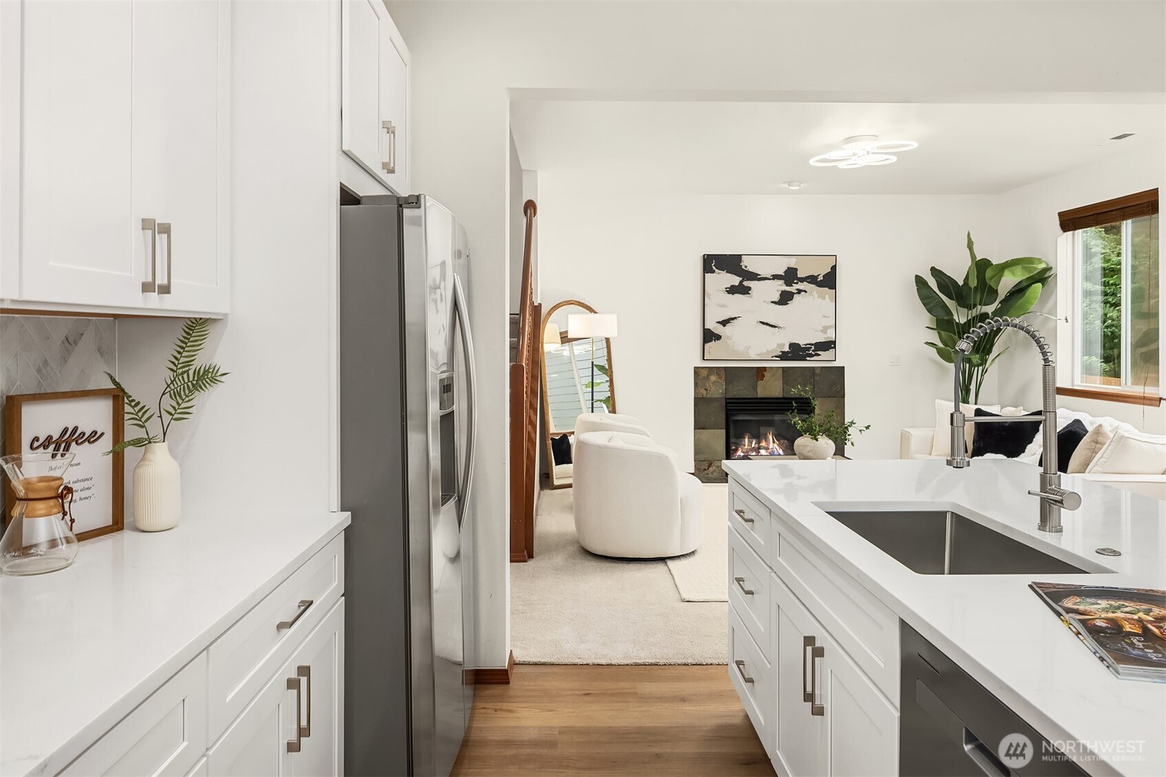 12871 NE 198th Place , Woodinville, WA 98072-8698