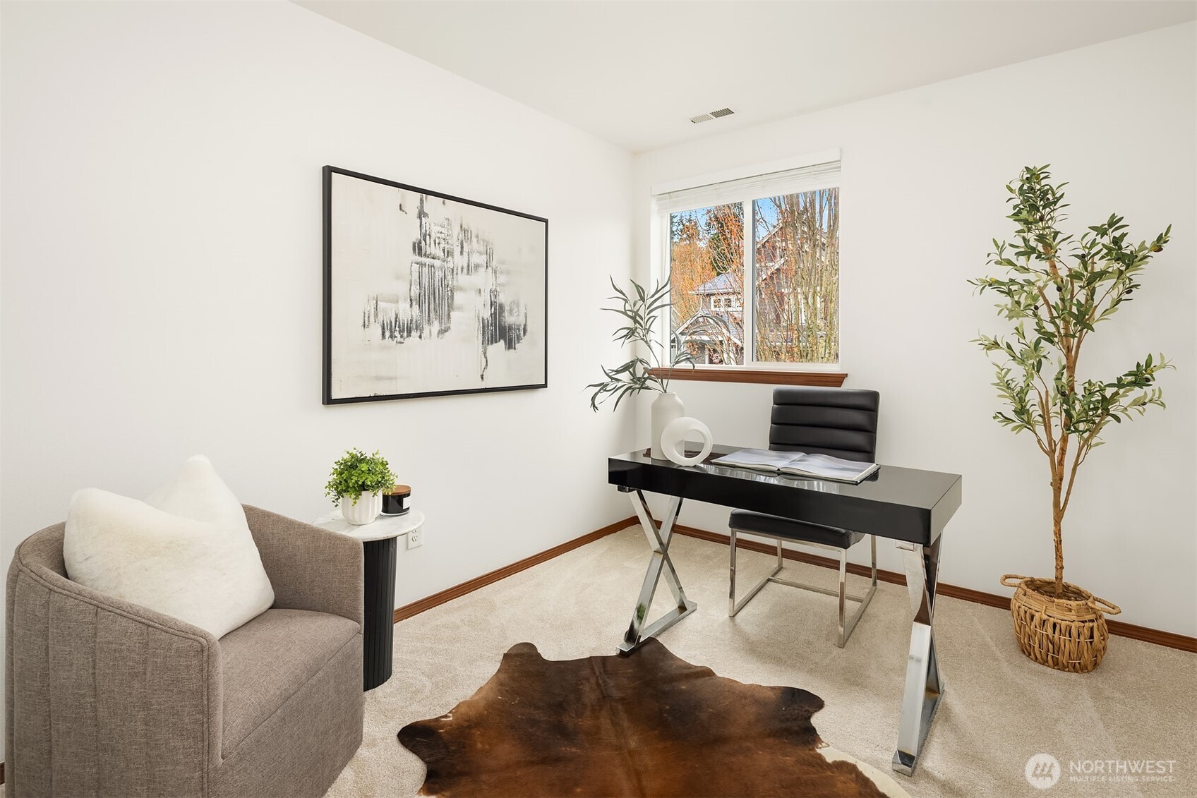 12871 NE 198th Place , Woodinville, WA 98072-8698