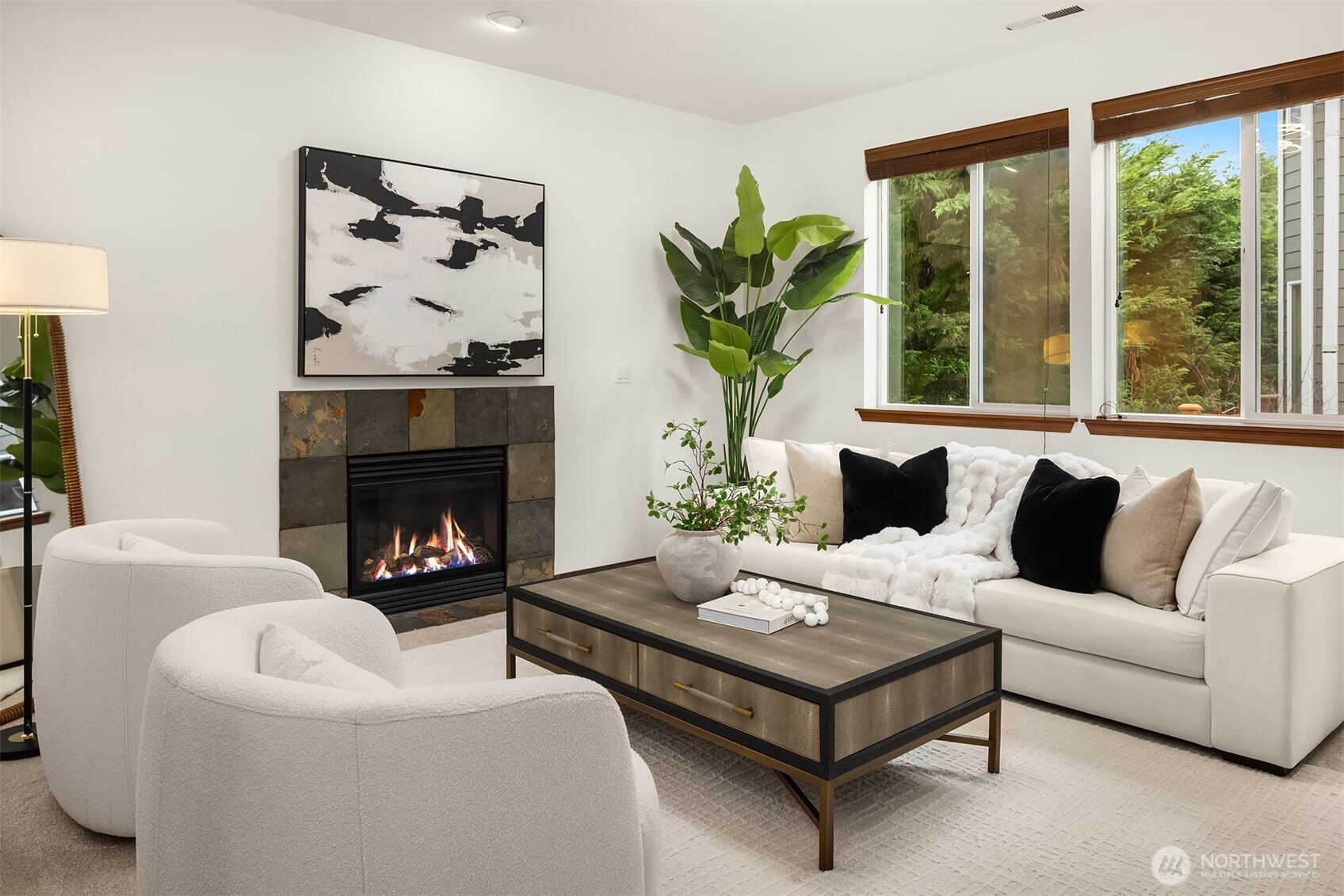 12871 NE 198th Place , Woodinville, WA 98072-8698