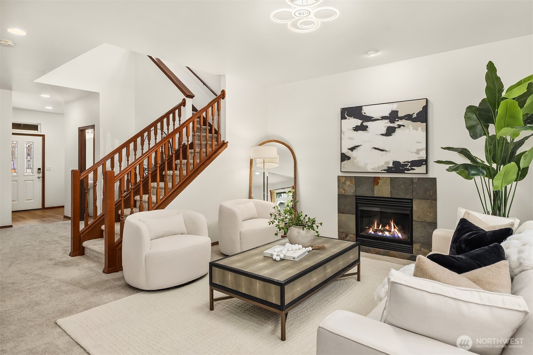 12871 NE 198th Place , Woodinville, WA 98072-8698