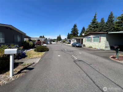 7508 47th Avenue NE #6, Marysville, WA 98270 - Photo 32