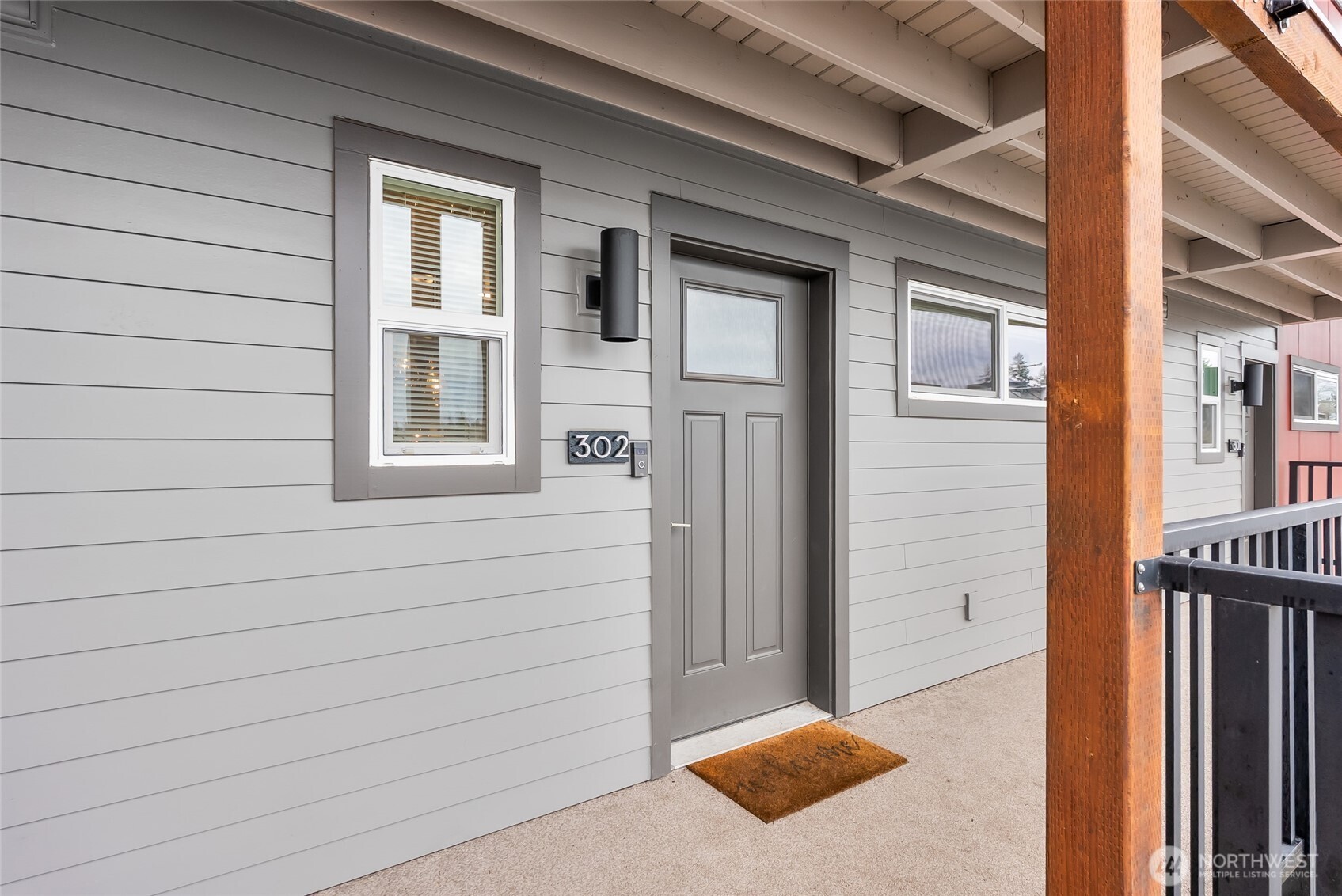 1882 Front Street #302, Lynden, WA 98264