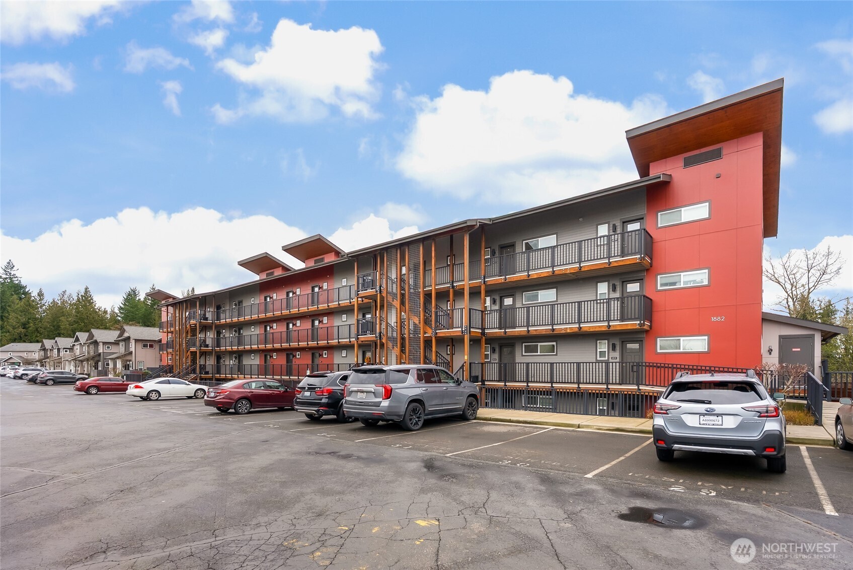 1882 Front Street #302, Lynden, WA 98264