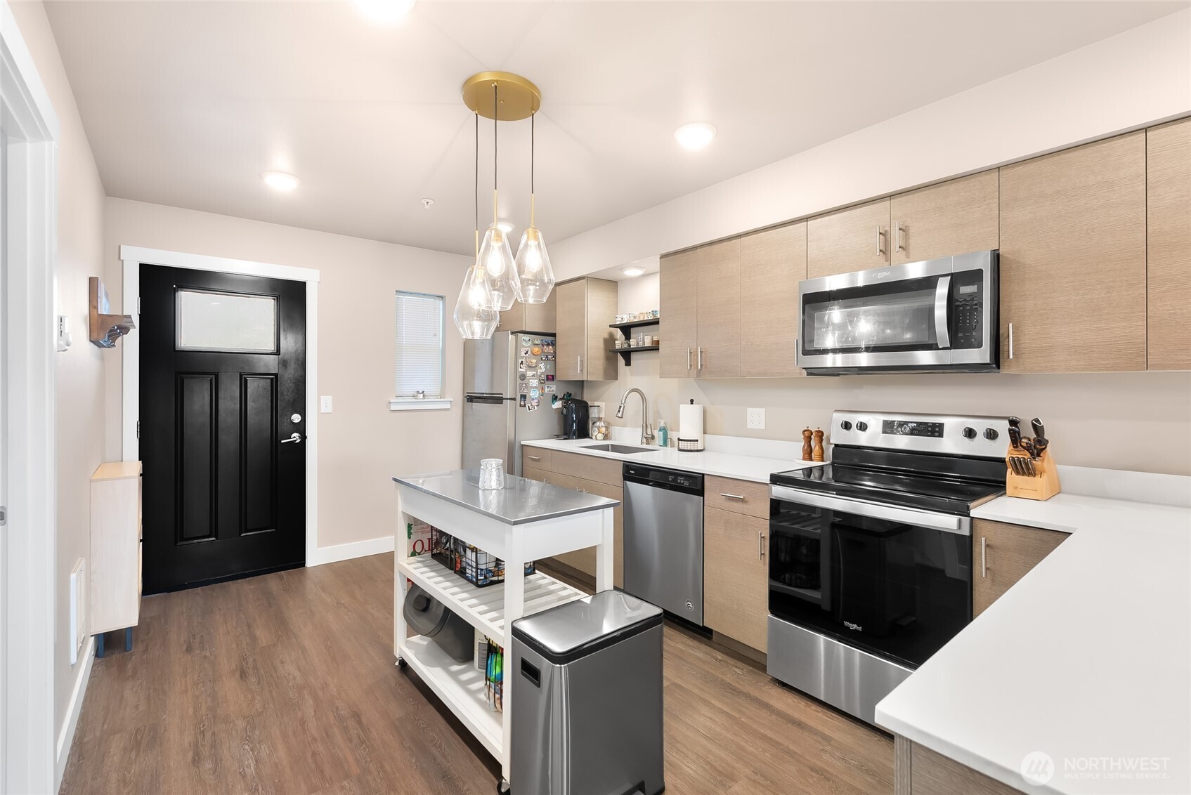 1882 Front Street #302, Lynden, WA 98264