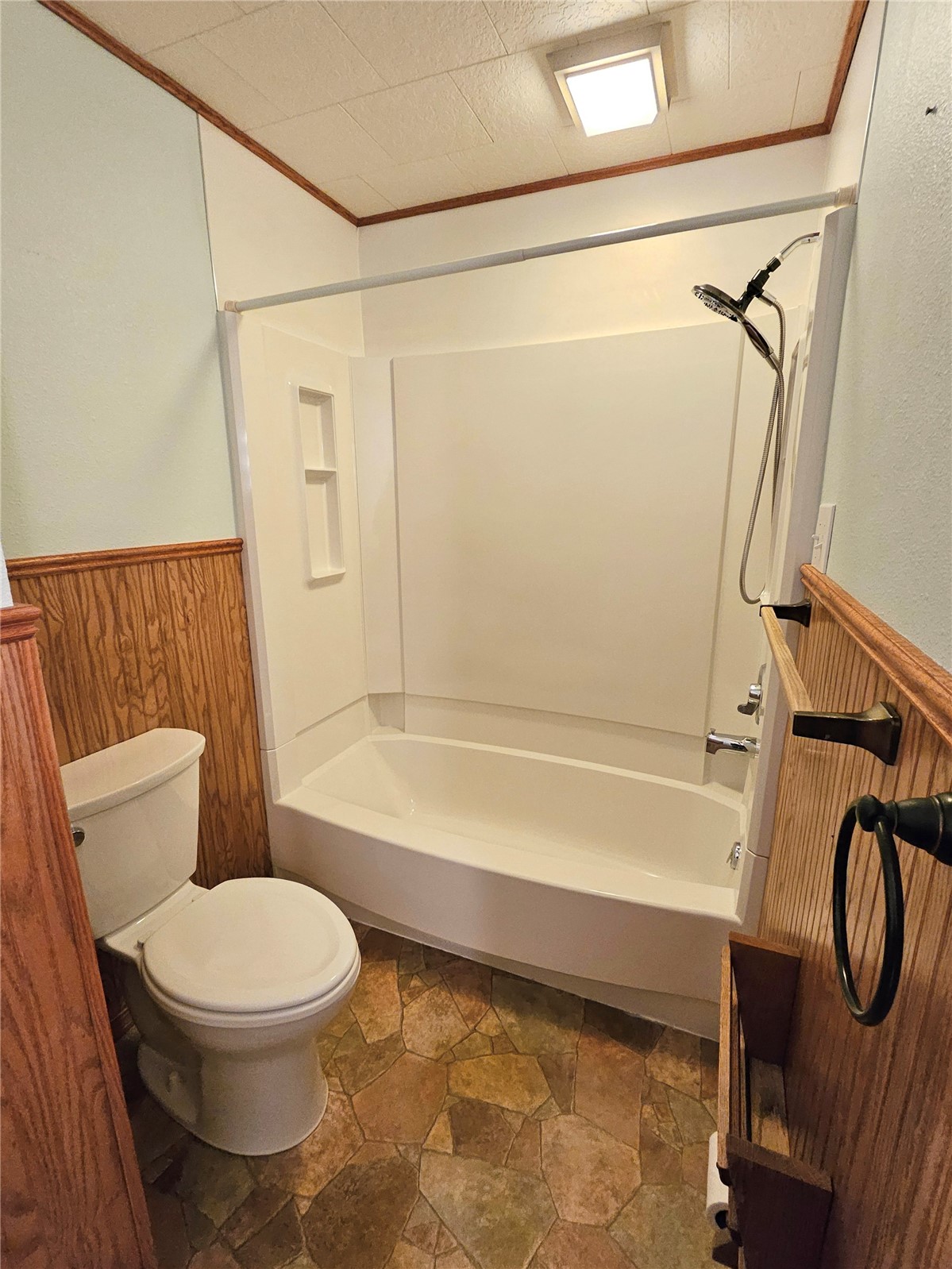 319 Oak Street , Omak, WA 98841