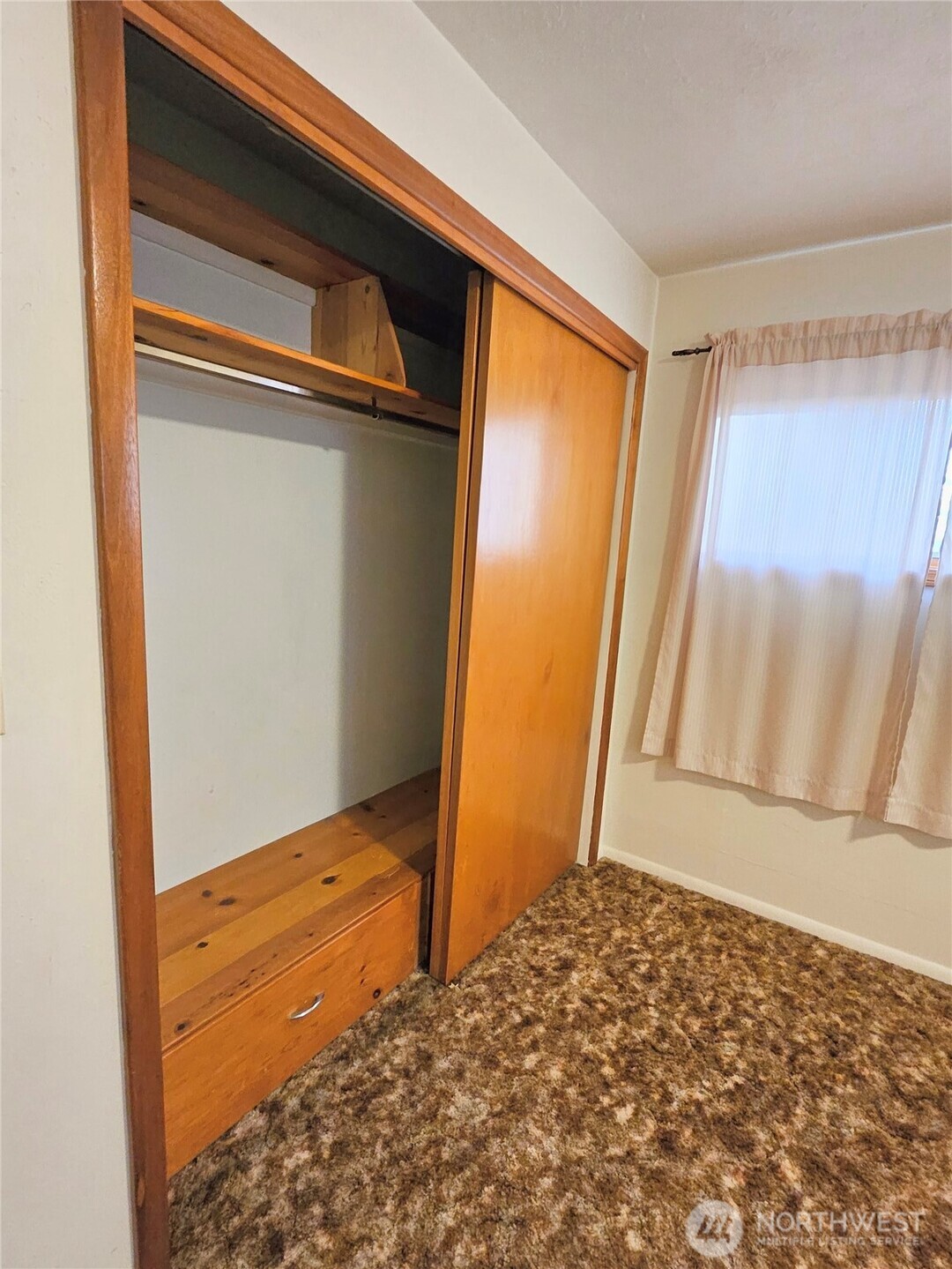 319 Oak Street , Omak, WA 98841