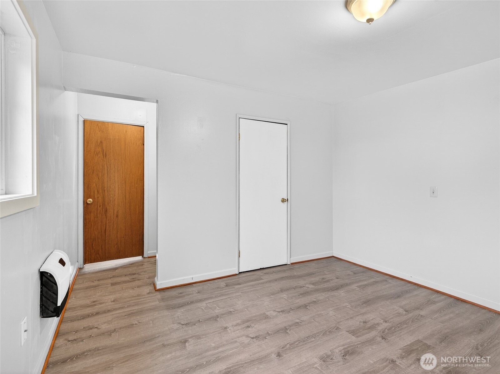 310 Washington Avenue N, Long Beach, WA 98631