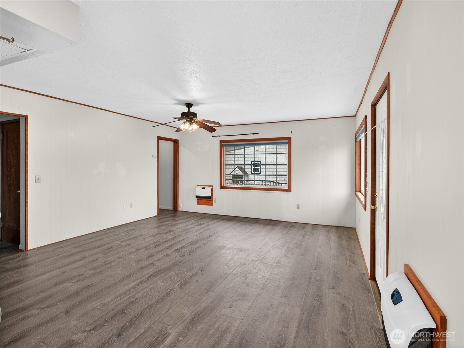 310 Washington Avenue N, Long Beach, WA 98631