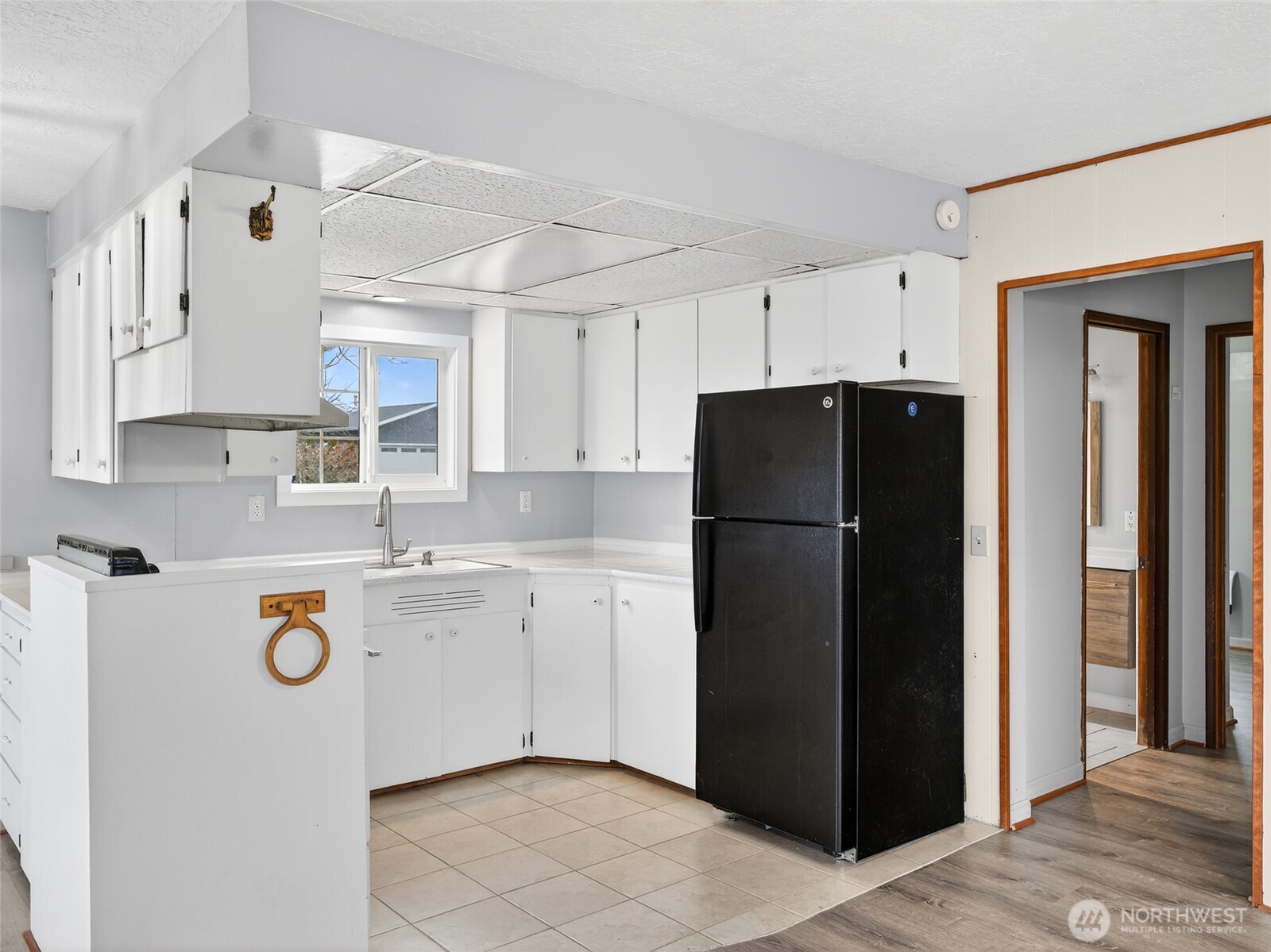 310 Washington Avenue N, Long Beach, WA 98631