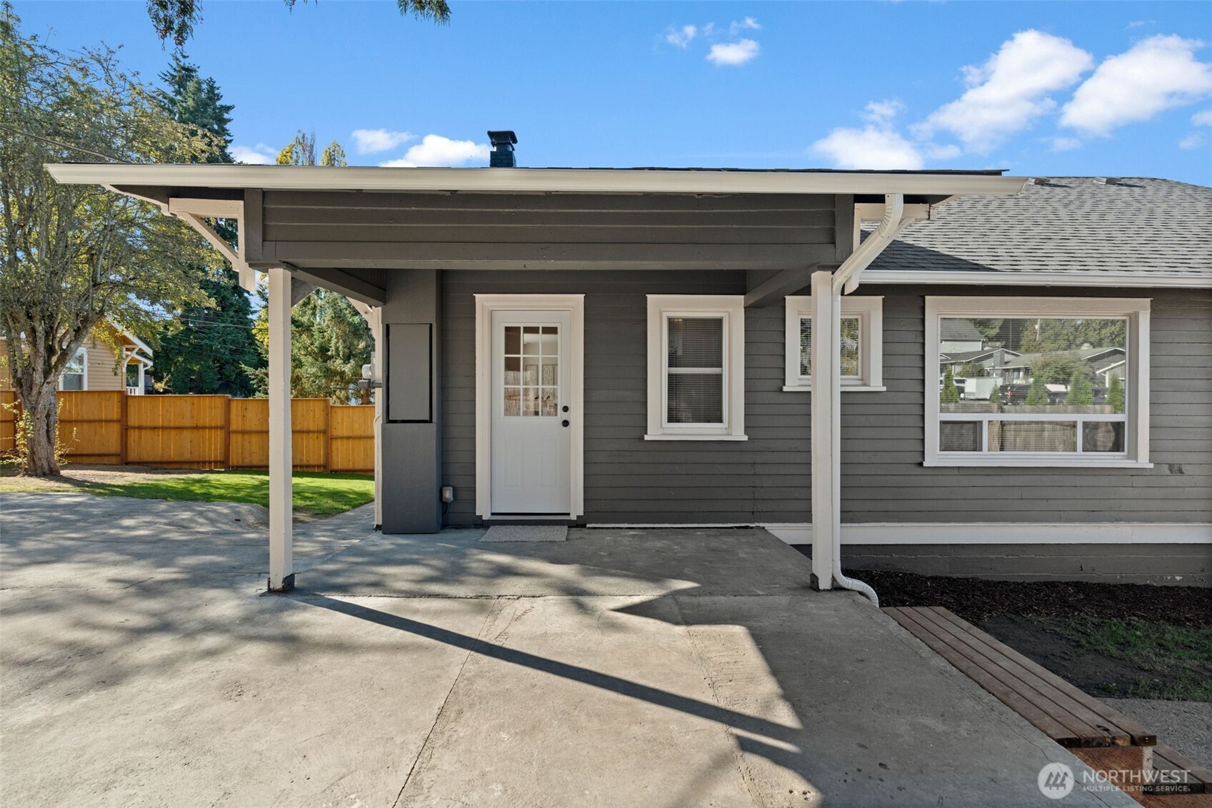 3525 E T Street , Tacoma, WA 98404