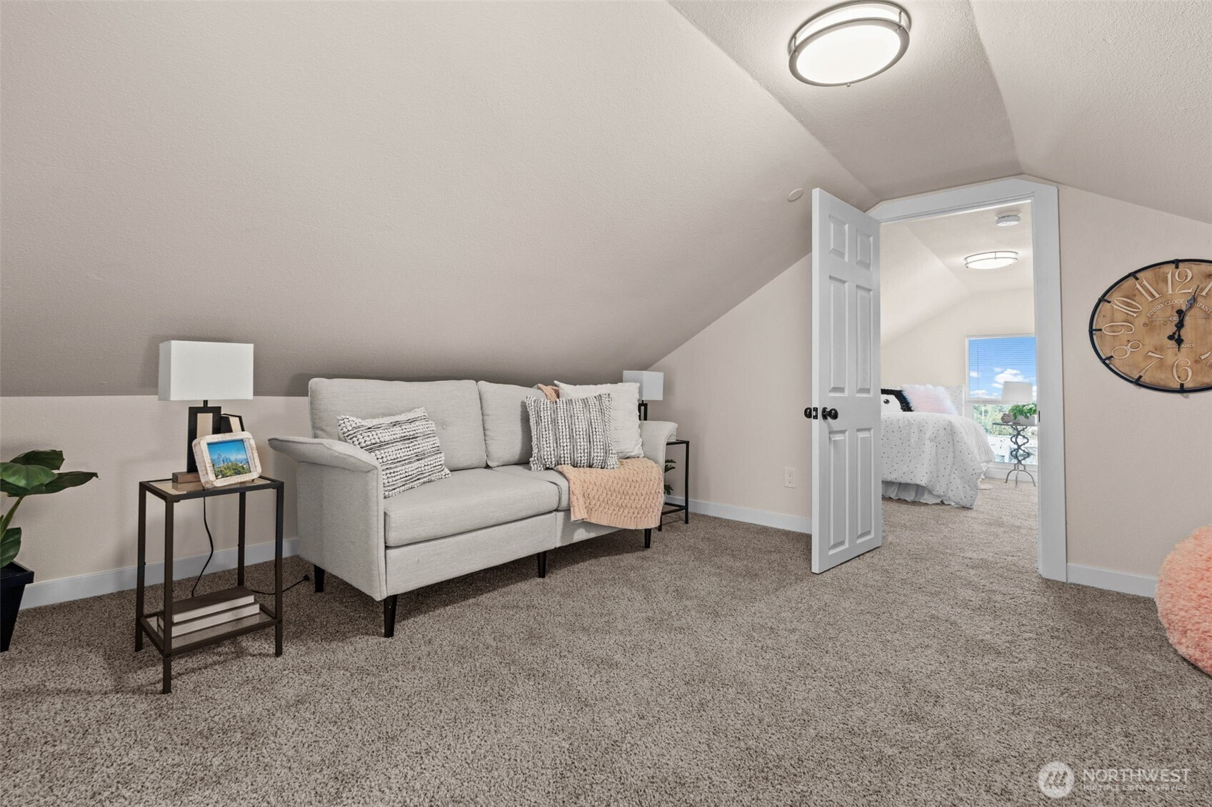 3525 E T Street , Tacoma, WA 98404