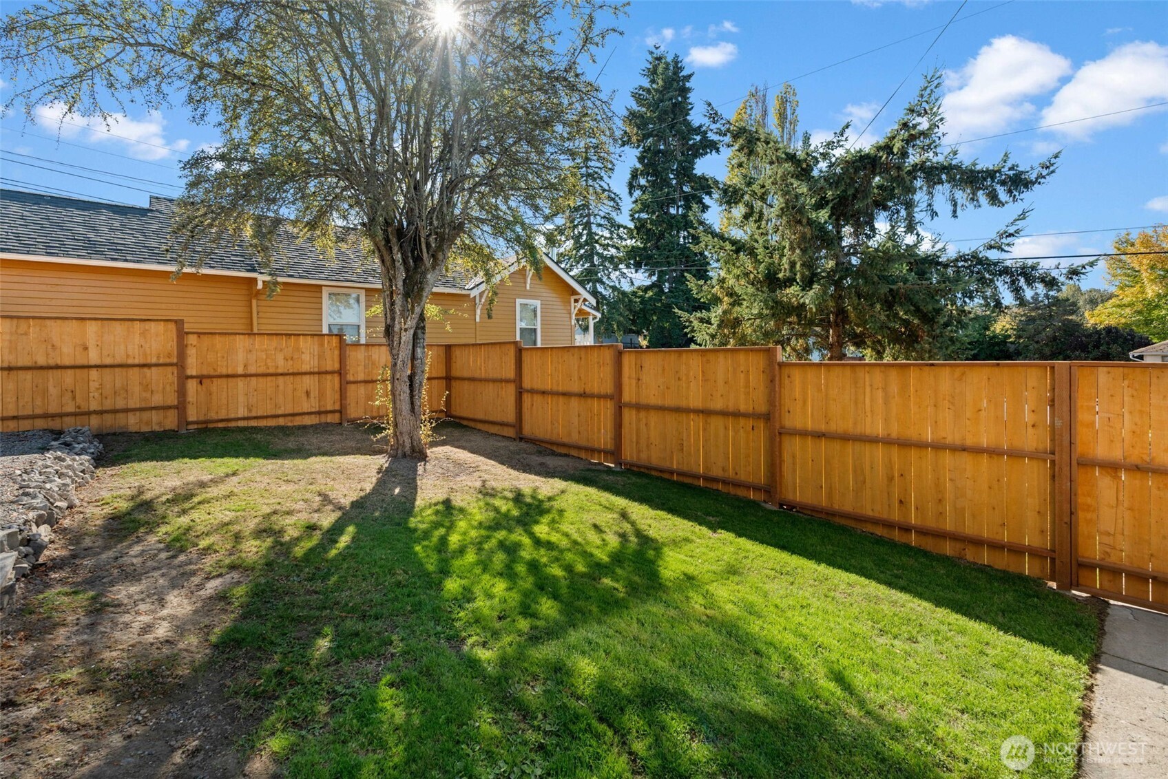 3525 E T Street , Tacoma, WA 98404