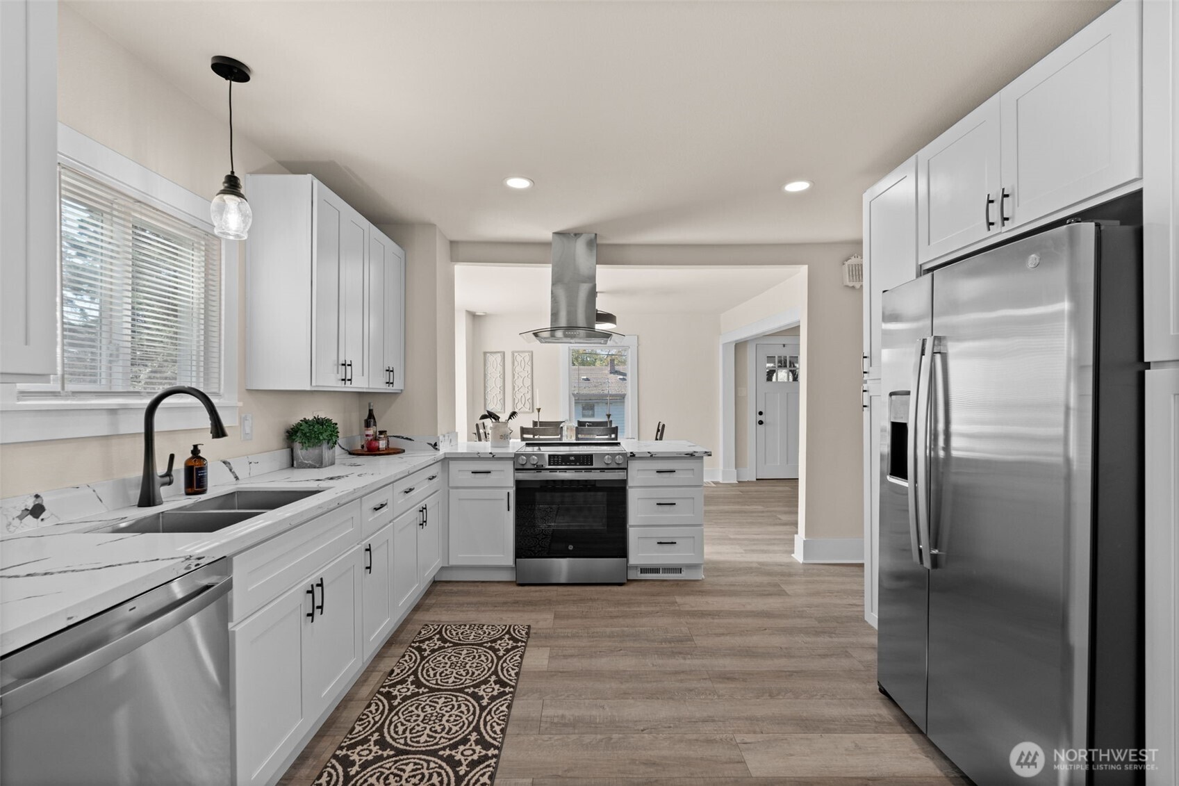 3525 E T Street , Tacoma, WA 98404