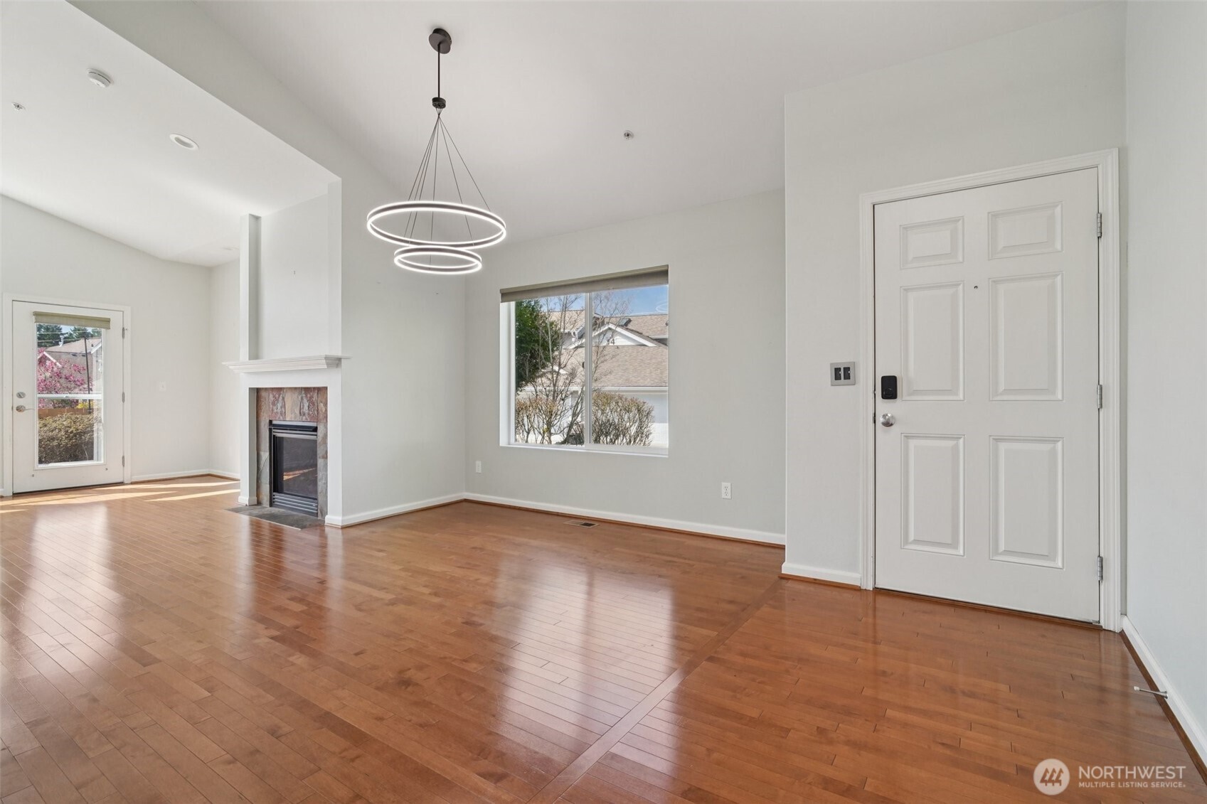 5909 Panorama Drive SE #12-104, Auburn, WA 98092