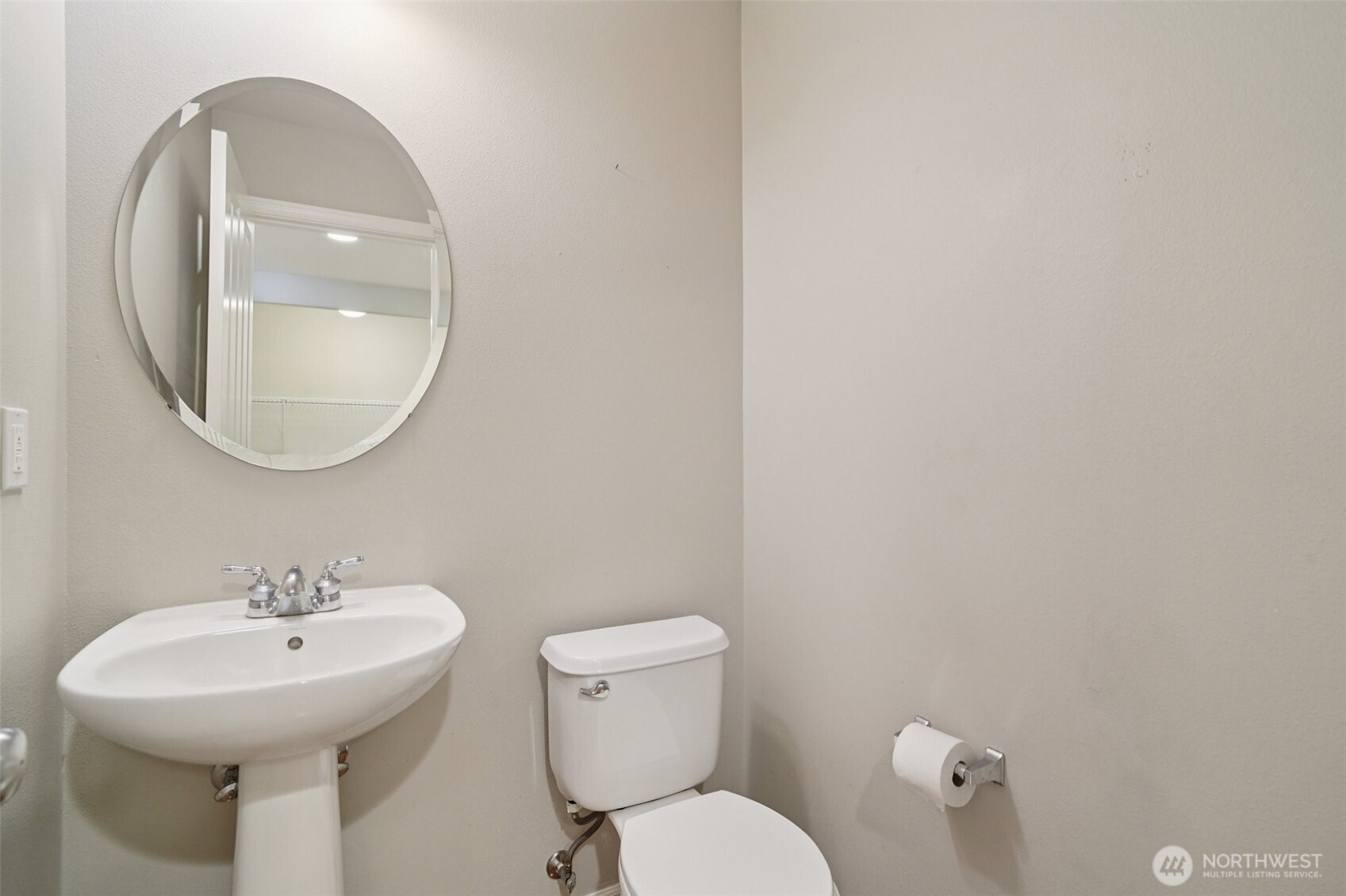 5909 Panorama Drive SE #12-104, Auburn, WA 98092