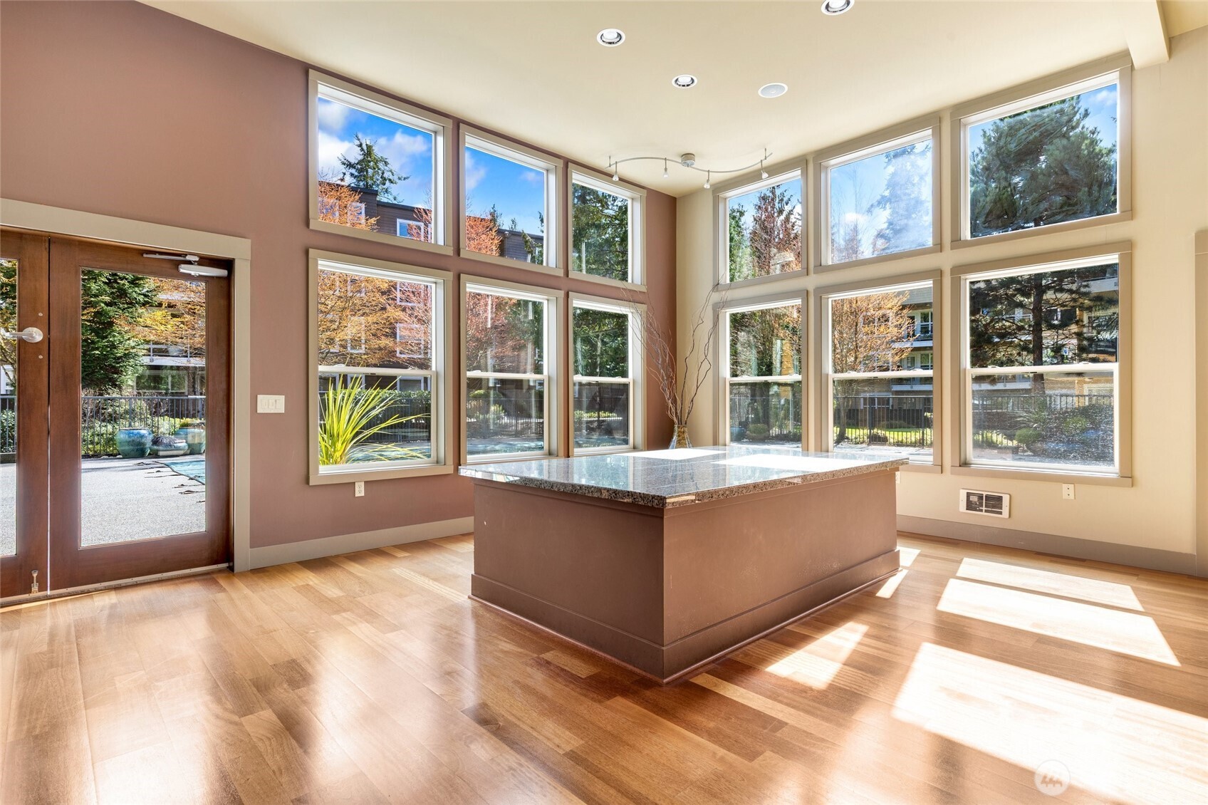 22910 90th Avenue W #B305, Edmonds, WA 98026