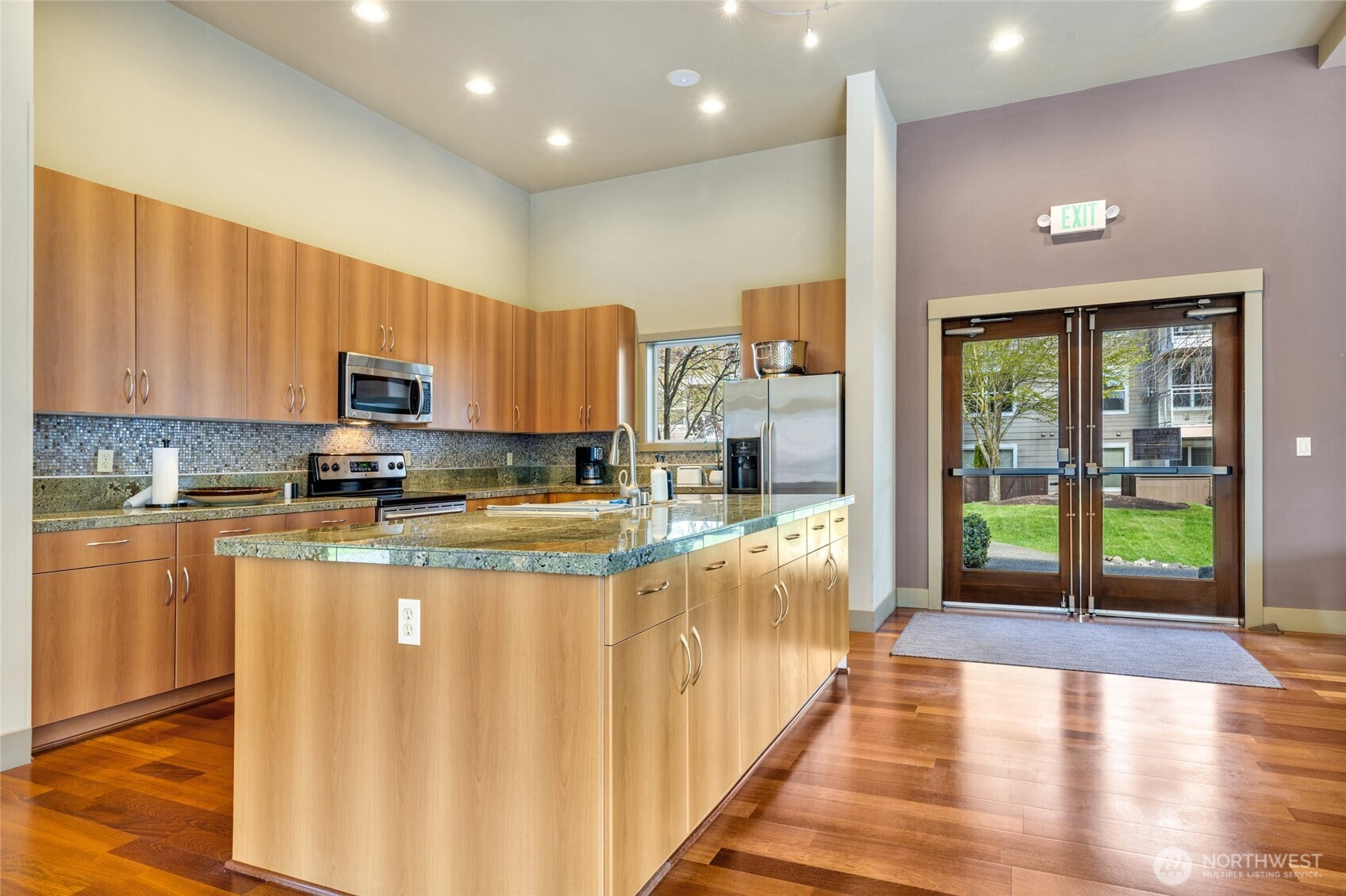 22910 90th Avenue W #B305, Edmonds, WA 98026