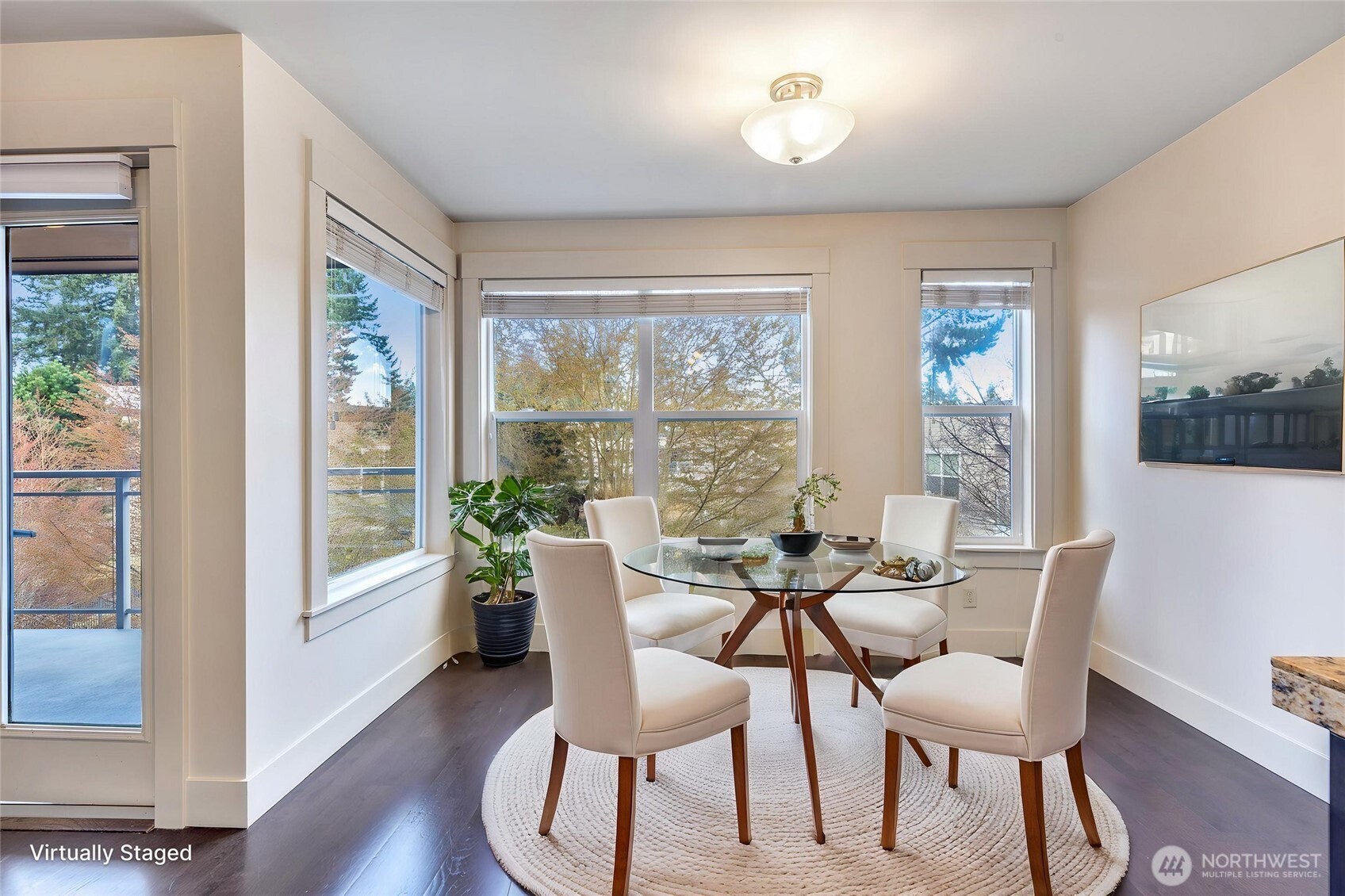 22910 90th Avenue W #B305, Edmonds, WA 98026