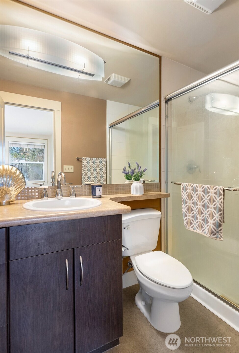 22910 90th Avenue W #B305, Edmonds, WA 98026