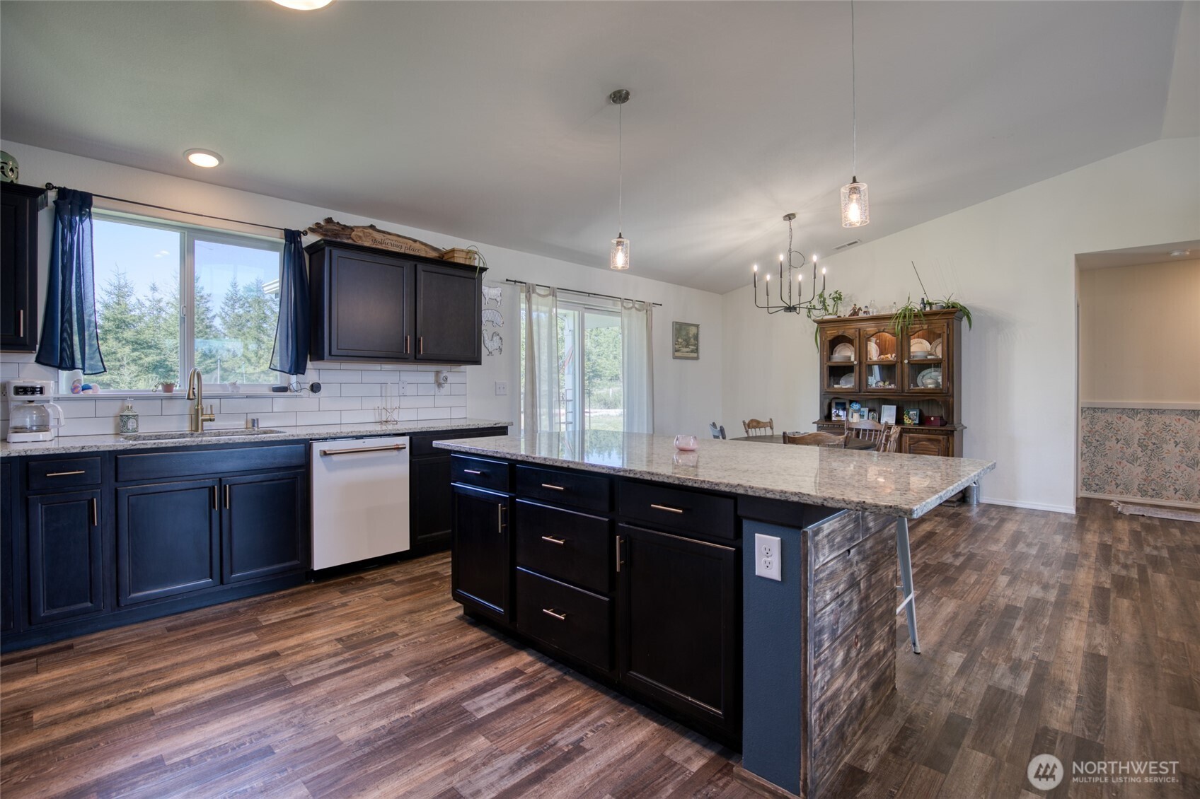 280 W Newberry Lane , Elma, WA 98541