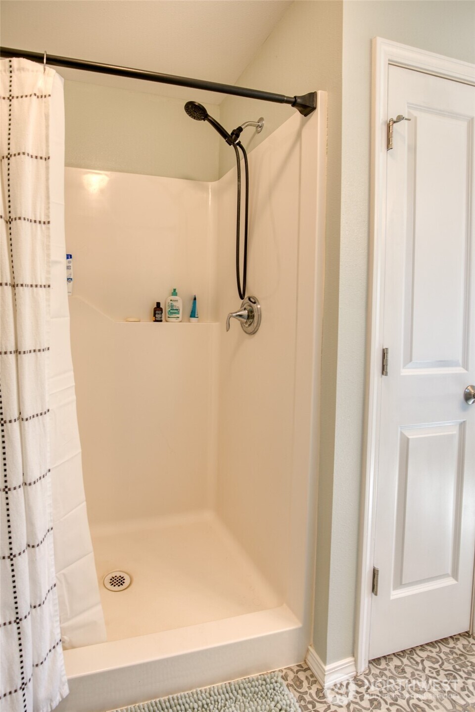 280 W Newberry Lane , Elma, WA 98541