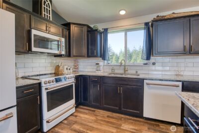 280 W Newberry Lane , Elma, WA 98541 - Photo 9