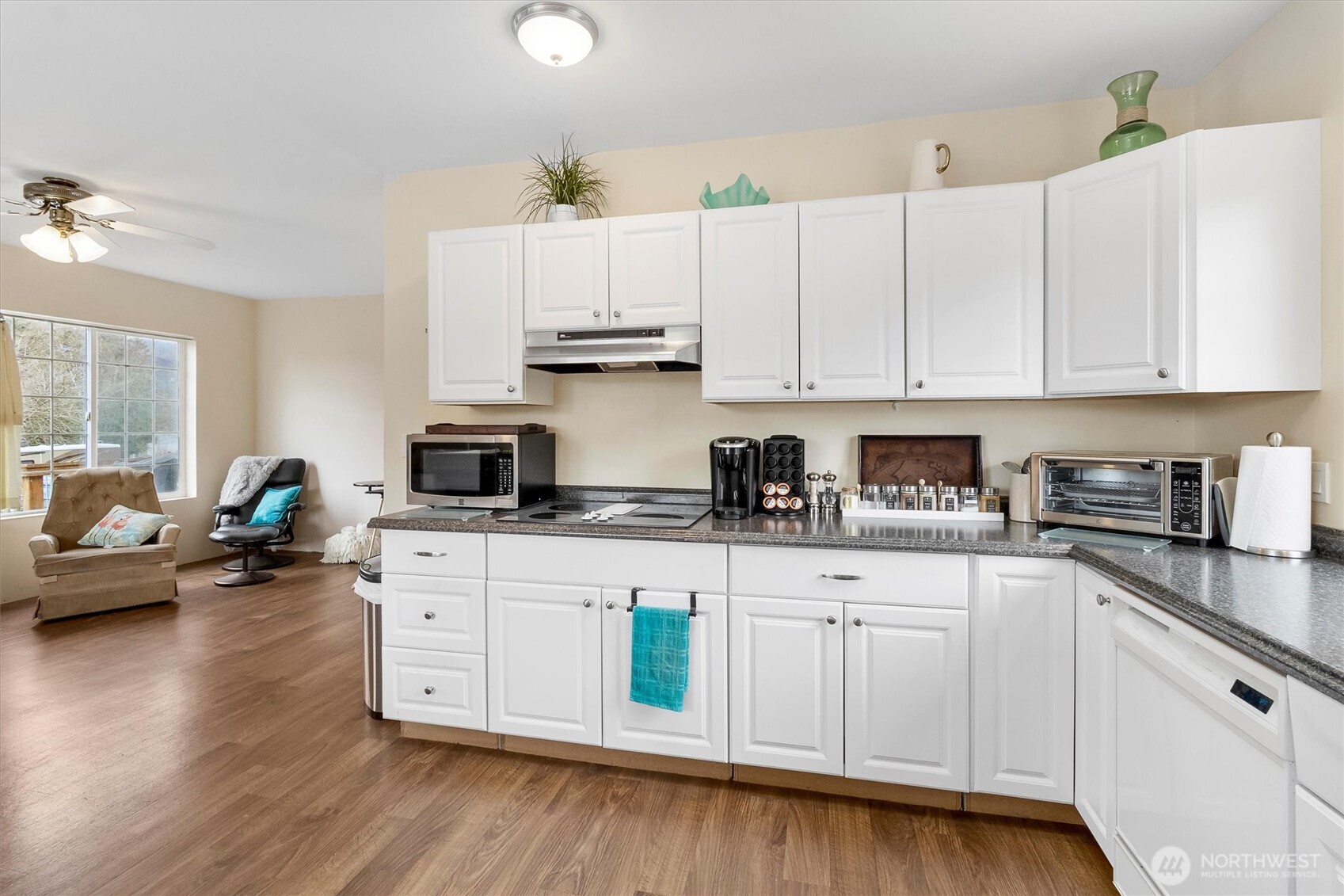 17703 W Big Lake Blvd , Mount Vernon, WA 98274