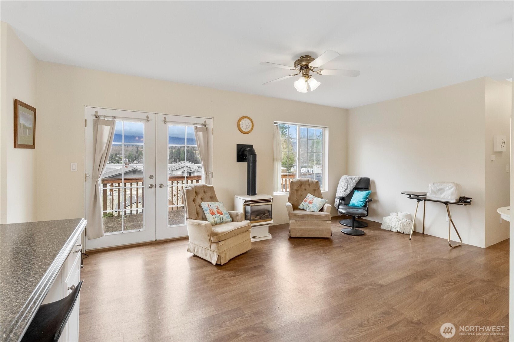 17703 W Big Lake Blvd , Mount Vernon, WA 98274