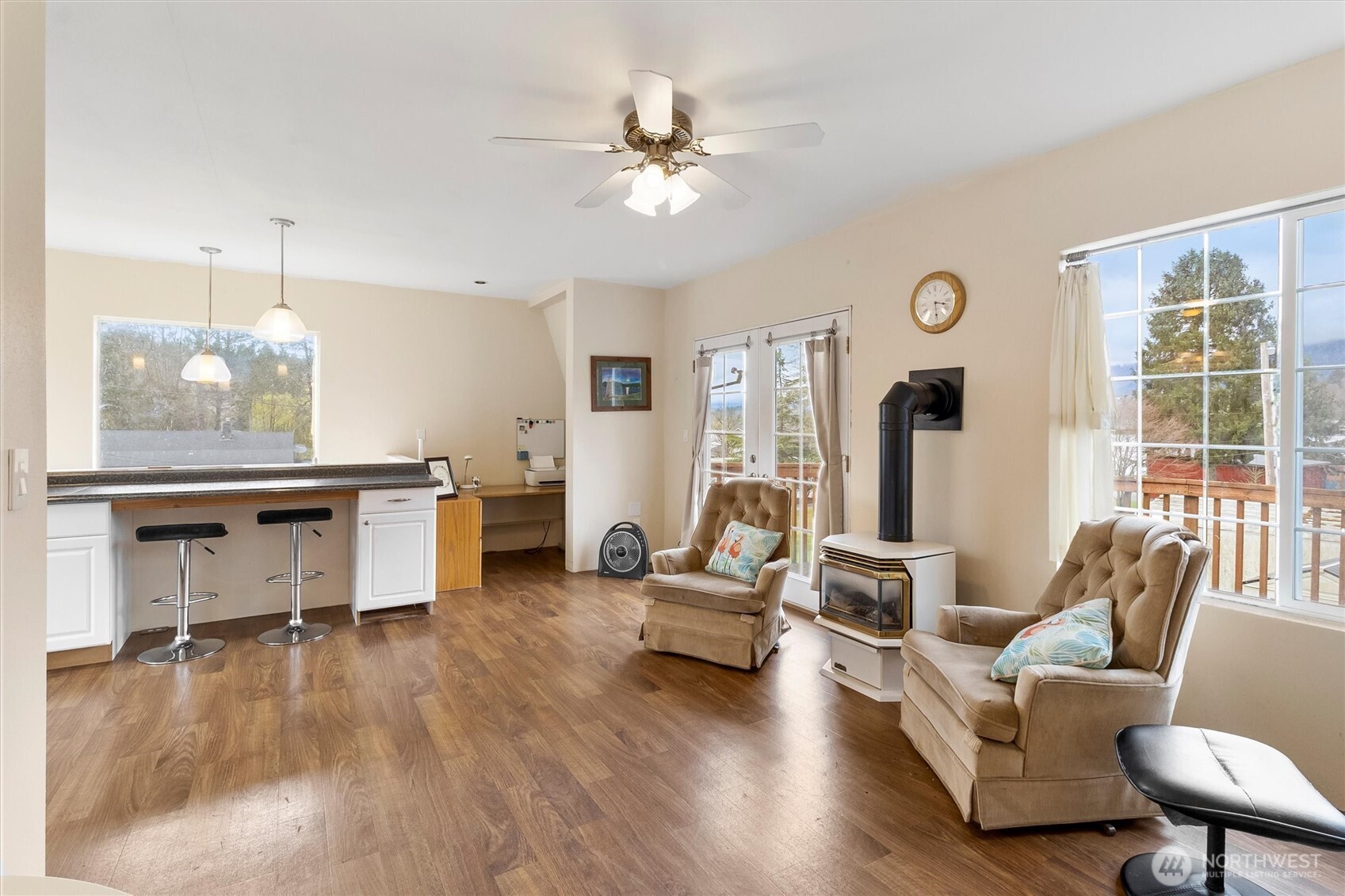 17703 W Big Lake Blvd , Mount Vernon, WA 98274