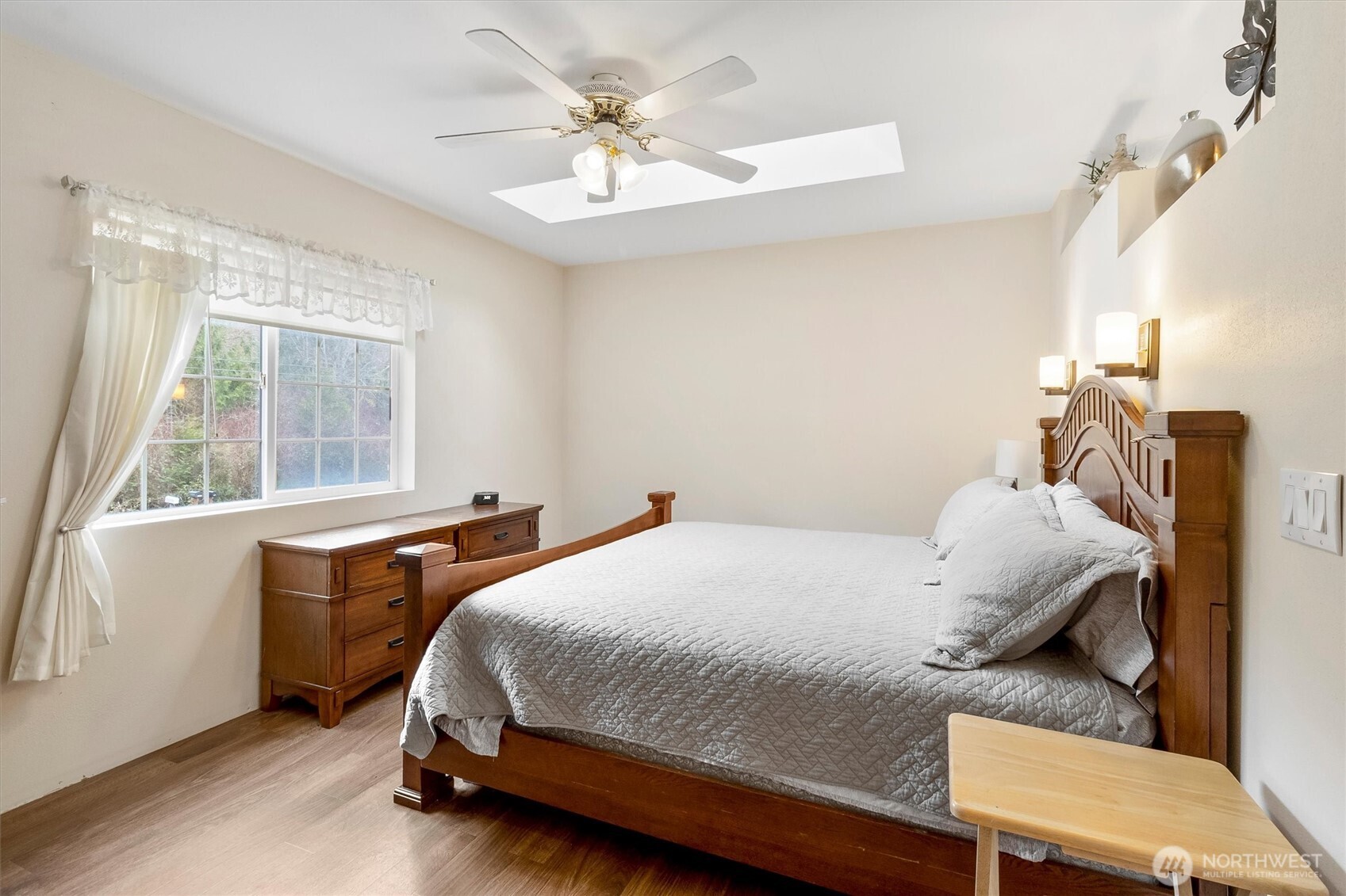 17703 W Big Lake Blvd , Mount Vernon, WA 98274