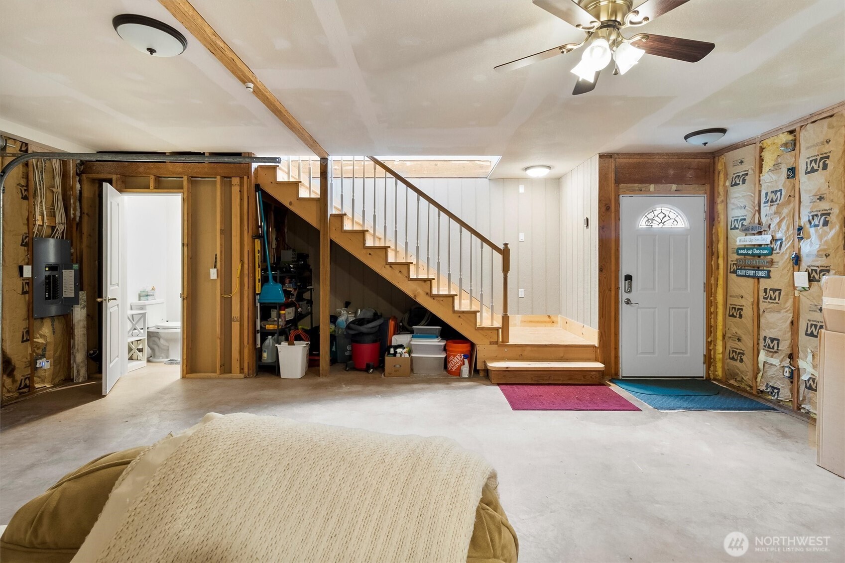 17703 W Big Lake Blvd , Mount Vernon, WA 98274