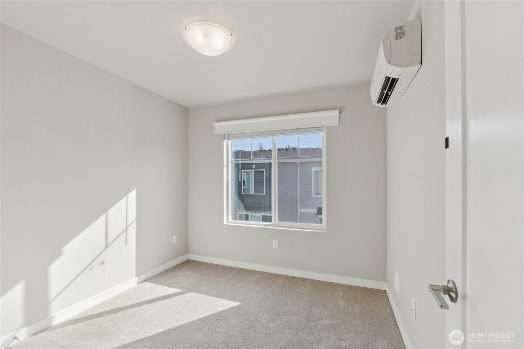 15423 Admiralty Way #A1, Lynnwood, WA 98087