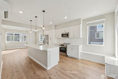 15423 Admiralty Way #A1, Lynnwood, WA 98087 - Photo 6