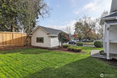 2158 N 50th Street , Seattle, WA 98103 - Photo 14